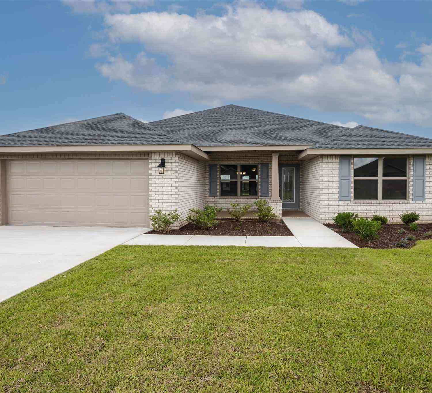 Homes For Sale - 6190 Pineapple Dr<br/> Milton, FL 32570