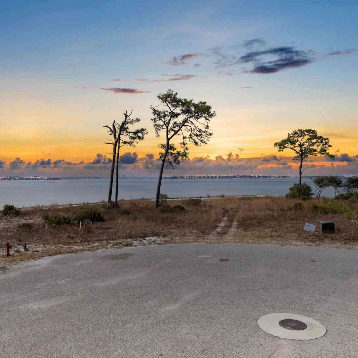 Vacant Land For Sale - 16353 Tarpon Dr<br/> Pensacola, FL 32507