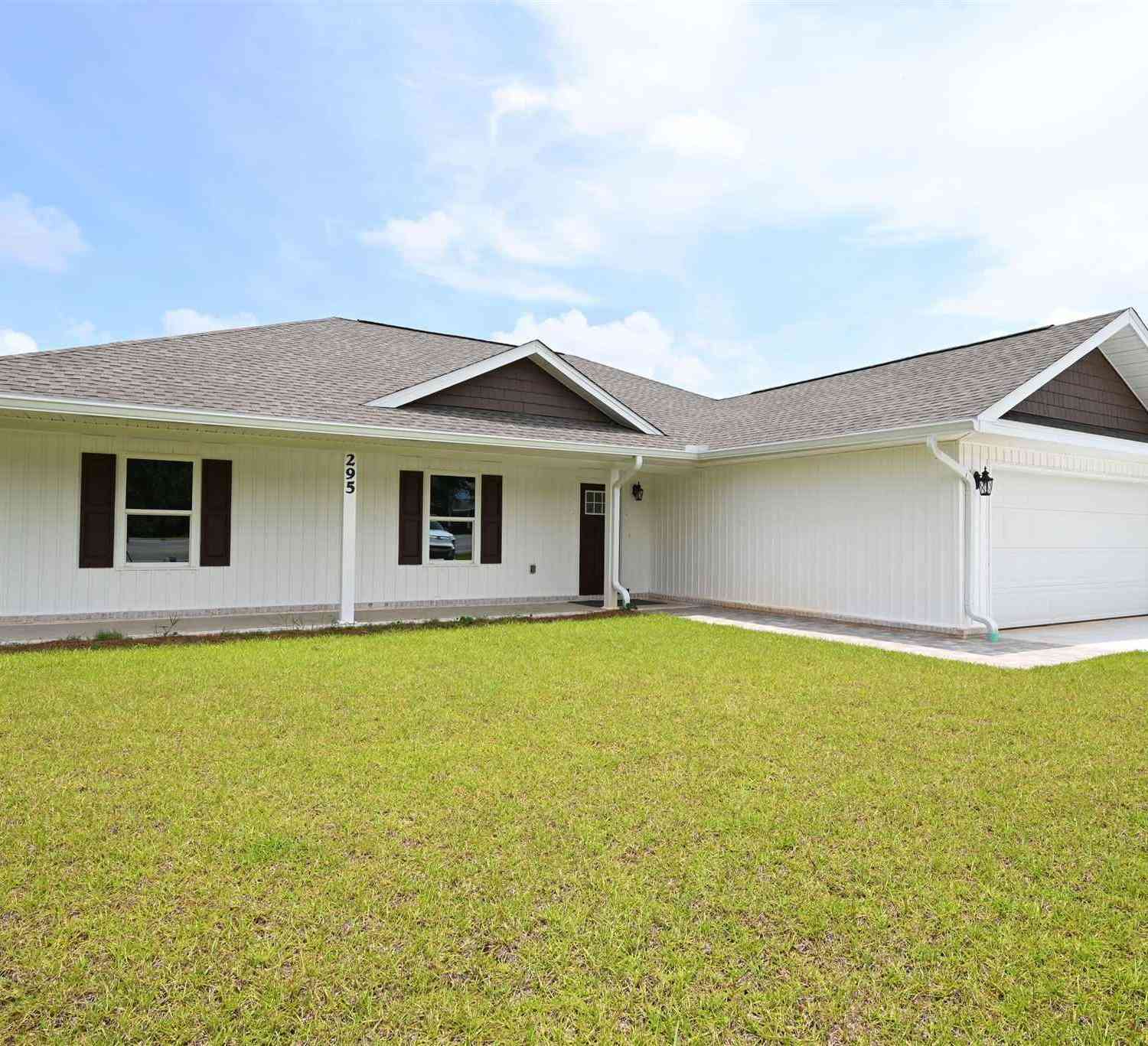 Homes For Sale - 295 W Kingsfield Rd<br/> Cantonment, FL 32533