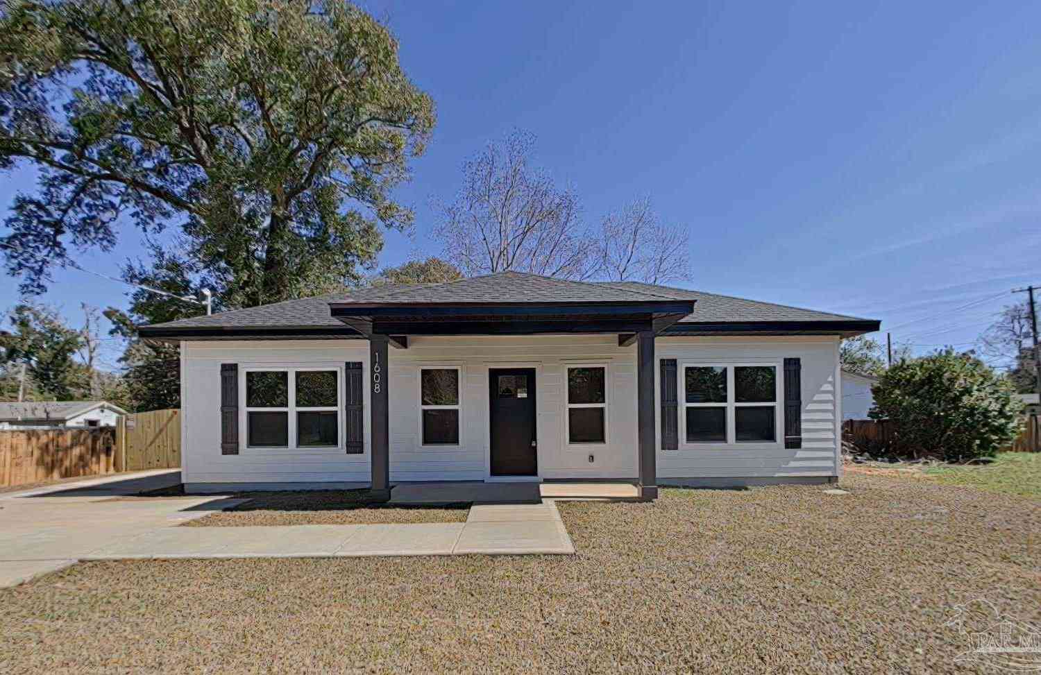 Homes For Sale - 1608 N S St<br/> Pensacola, FL 32505