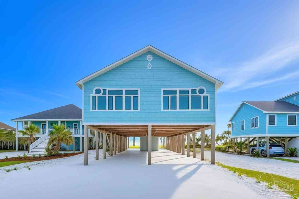 Homes For Sale - 1349 W Lagoon Ave<br/> Gulf Shores, AL 36542