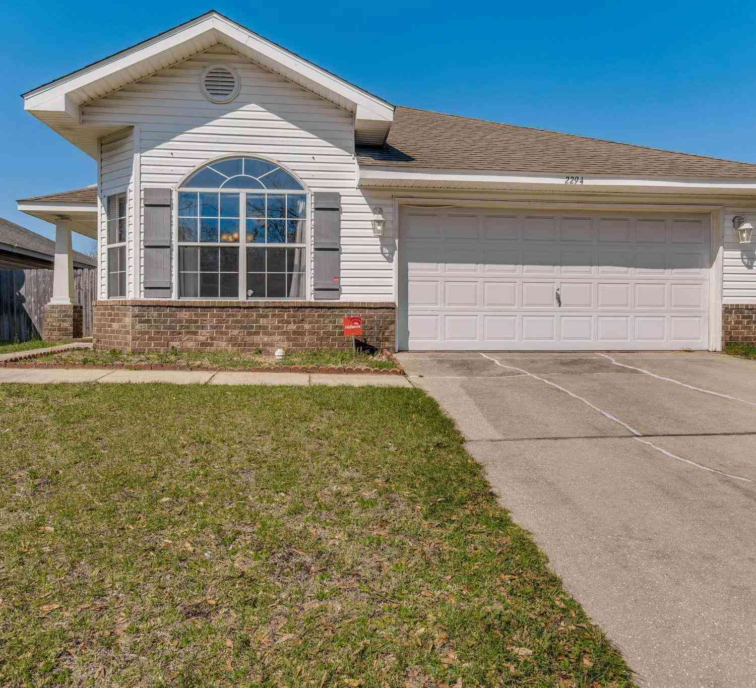 Homes For Sale - 2294 Waltham St<br/> Pensacola, FL 32505