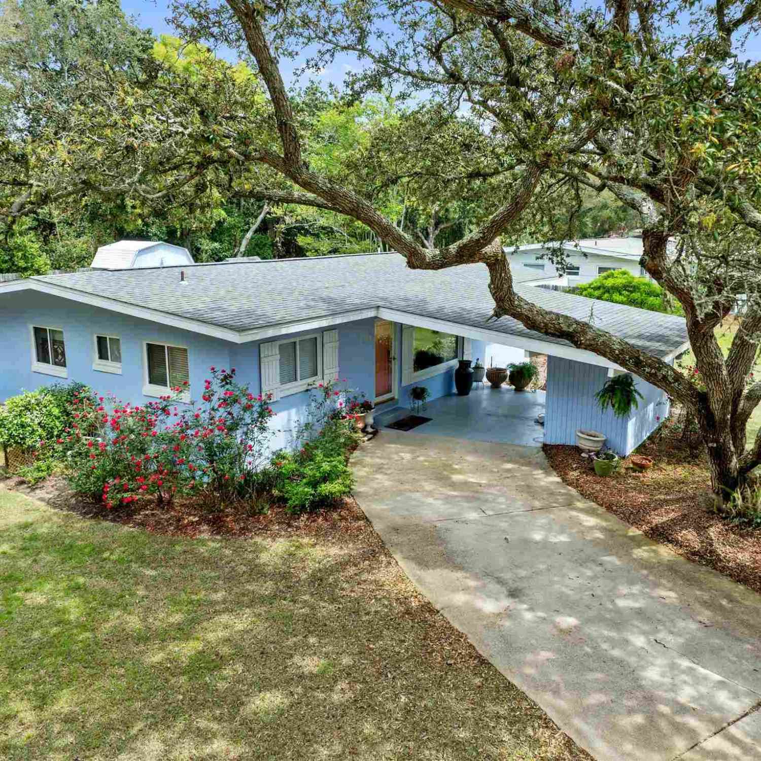 Homes For Sale - 304 Norwich Dr<br/> Gulf Breeze, FL 32561