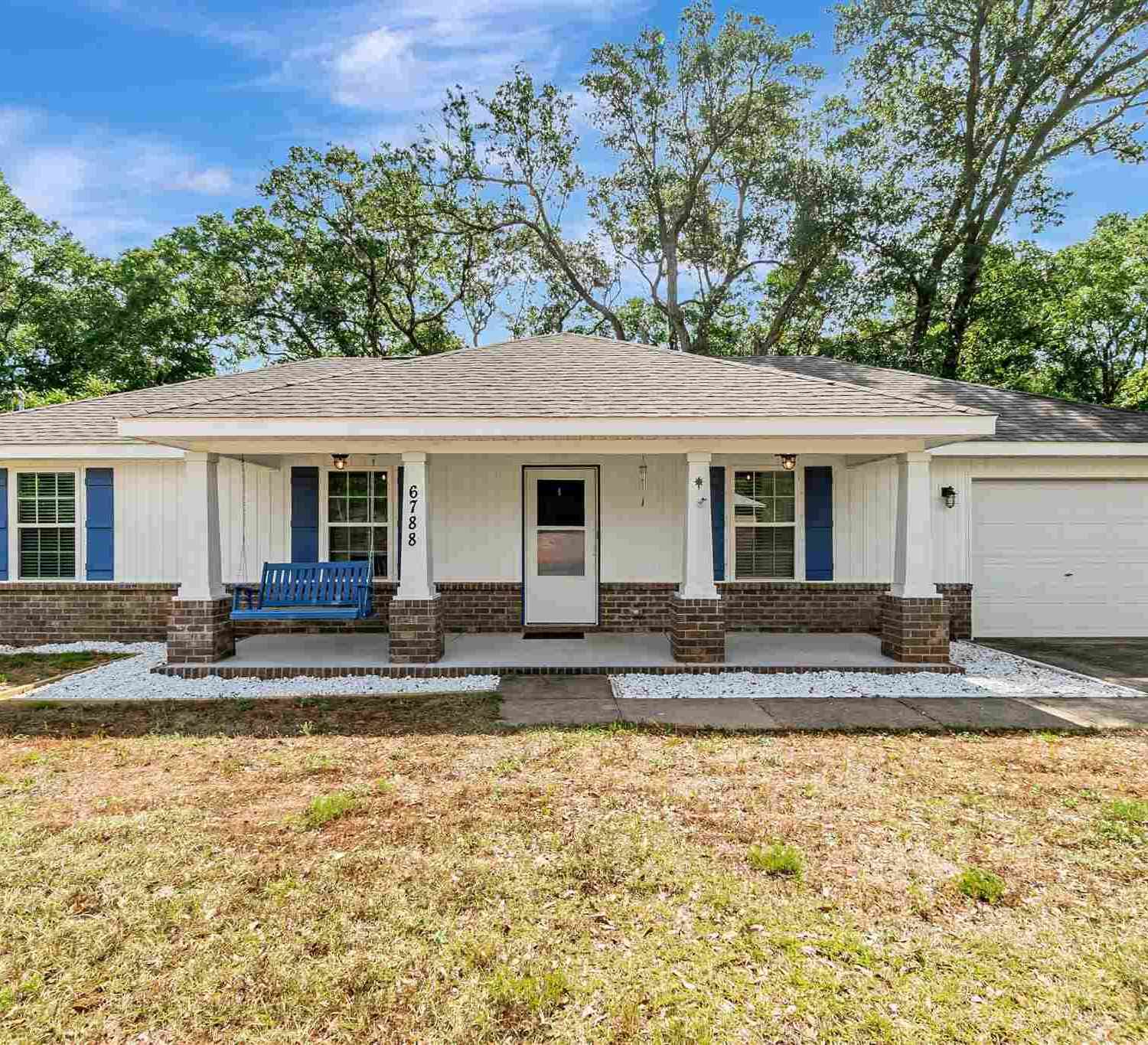 Homes For Sale - 6788 Contentment St<br/> Milton, FL 32583