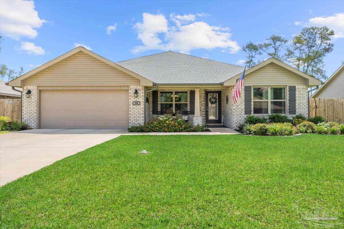 Homes For Sale - 5986 Parsonage Cir<br/> Milton, FL 32570