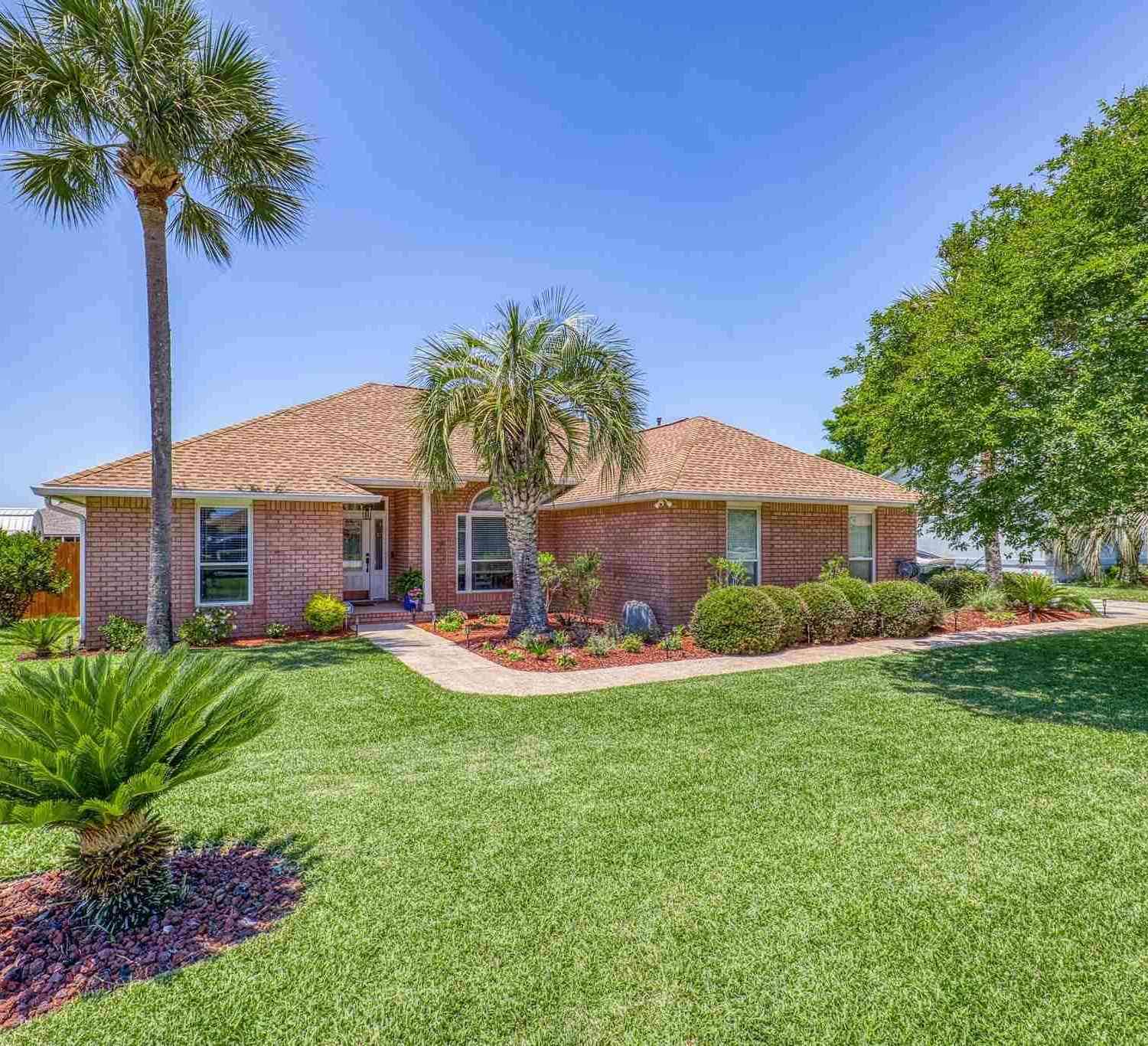 Homes For Sale - 5023 Challenger Way<br/> Pensacola, FL 32507