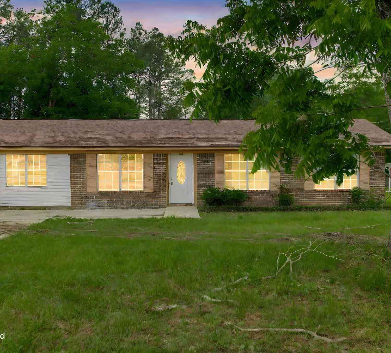 Homes For Sale - 8123 Mobile Hwy<br/> Pensacola, FL 32526