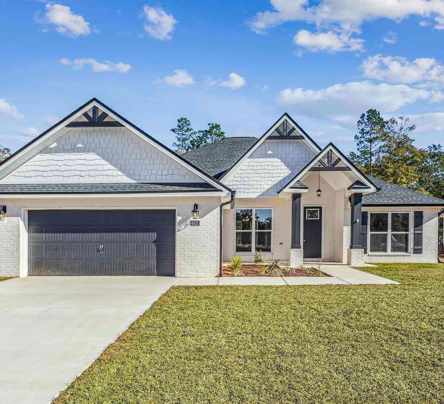 Homes For Sale - 6563 Gentle Rain Dr<br/> Milton, FL 32570