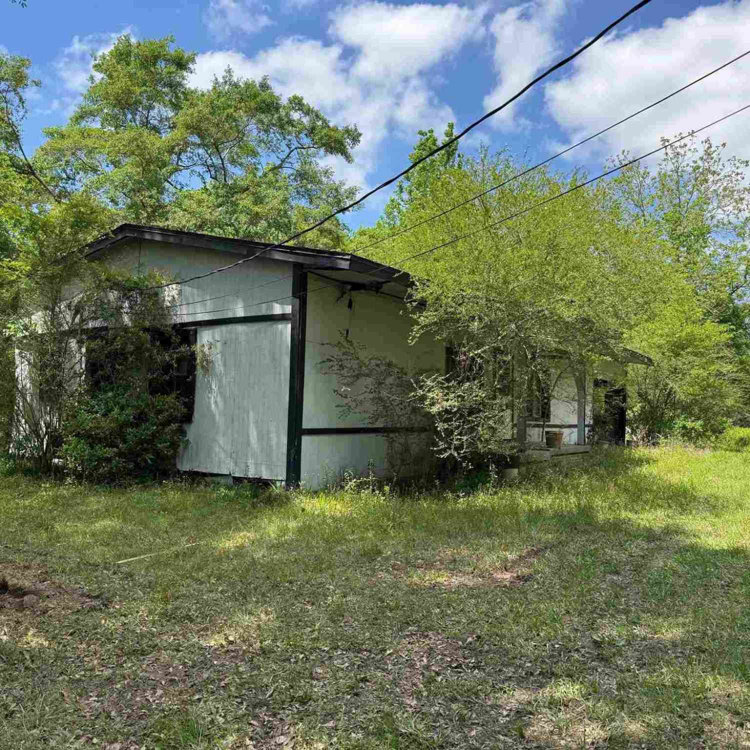 Homes For Sale - 100 Booker Ln<br/> Cantonment, FL 32533