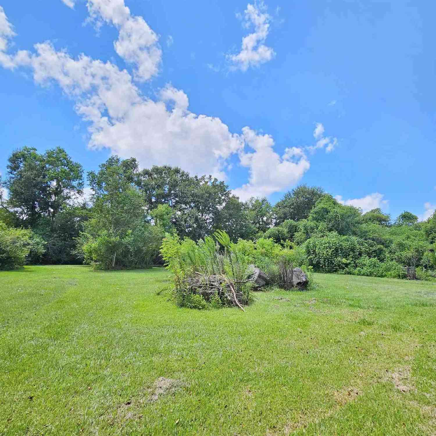 Vacant Land For Sale - 455 W Roberts Rd<br/> Cantonment, FL 32533