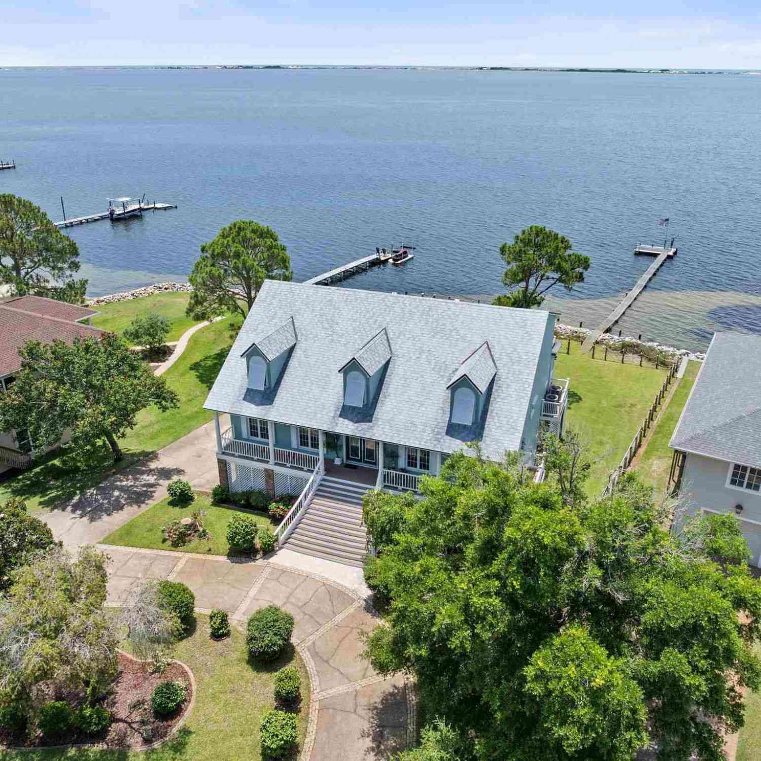 Homes For Sale - 4757 Chinquapin Dr<br/> Gulf Breeze, FL 32563