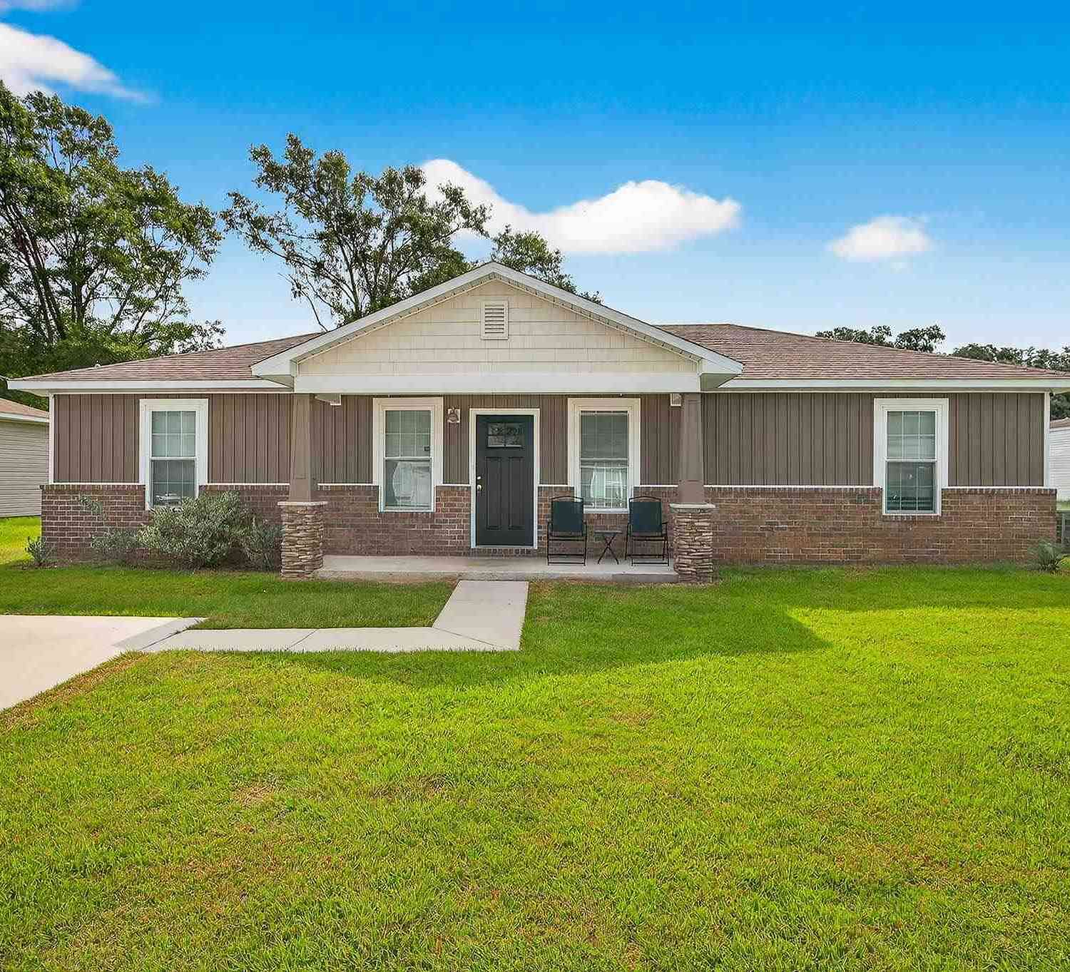 Homes For Sale - 8506 Rose Ave<br/> Pensacola, FL 32534