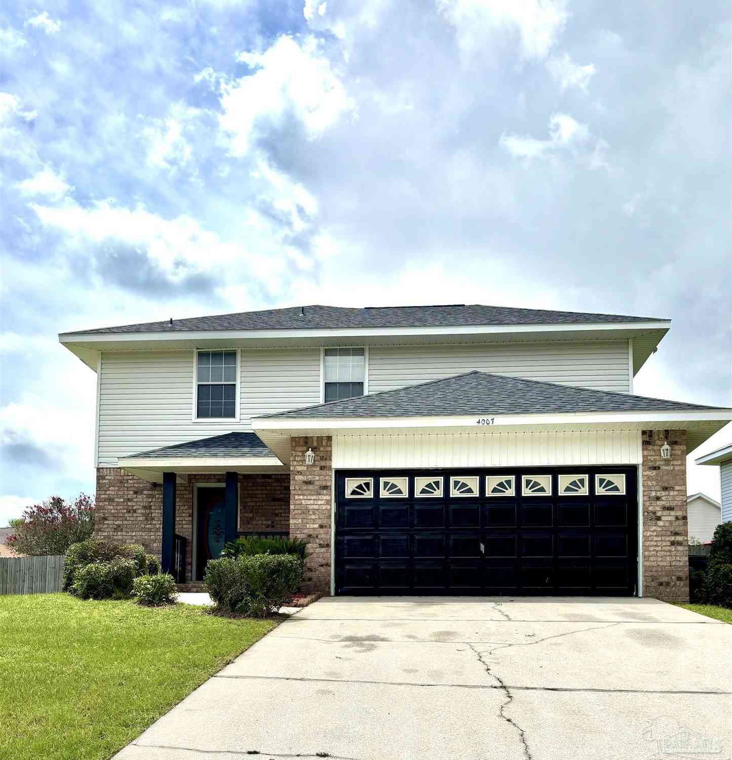 Homes For Sale - 4007 Embers Landing<br/> Pensacola, FL 32505