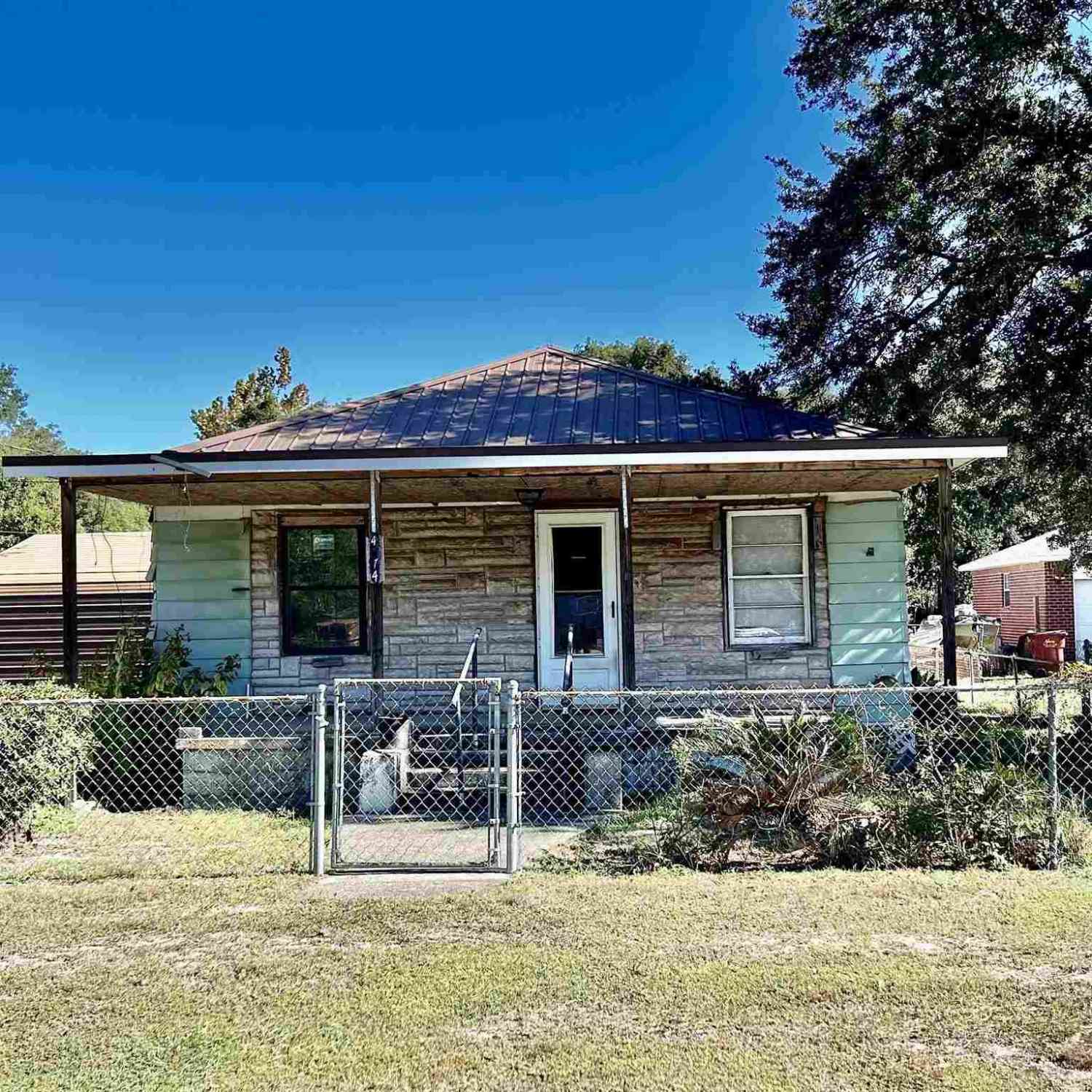 Homes For Sale - 4574 Simpson St<br/> Santa Rosa County, Milton, FL 32583