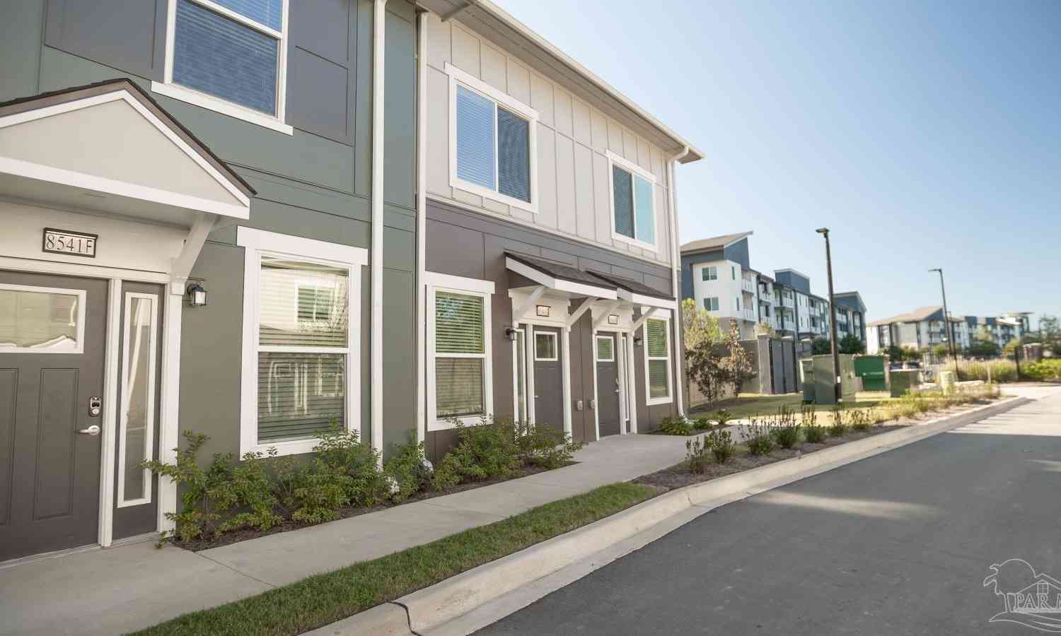 Condo For Rent - 8573 Myslak Way #THE NEST<br/> Pensacola, FL 32526