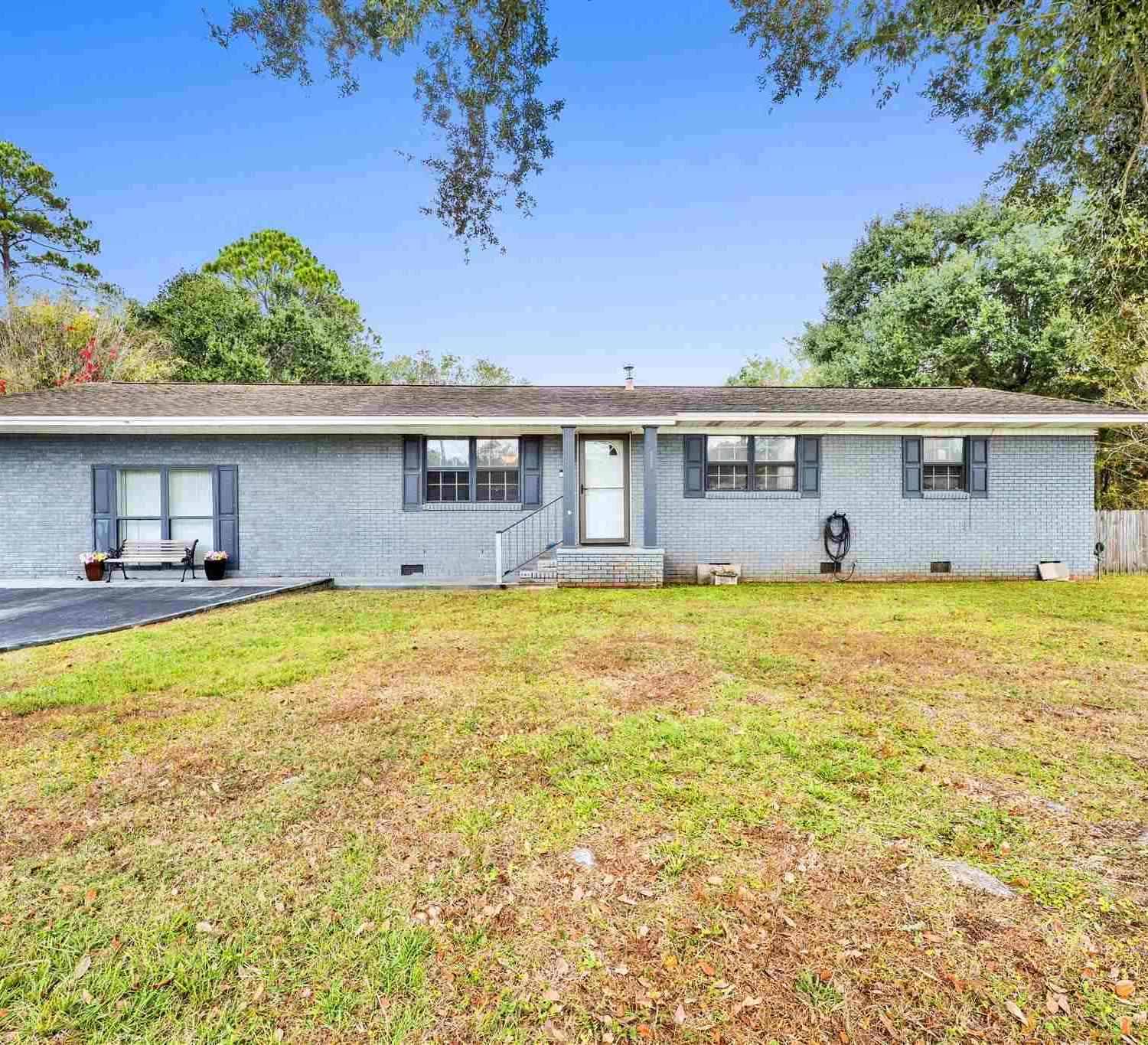 Homes For Sale - 5720 Perkins St<br/> Pensacola, FL 32526