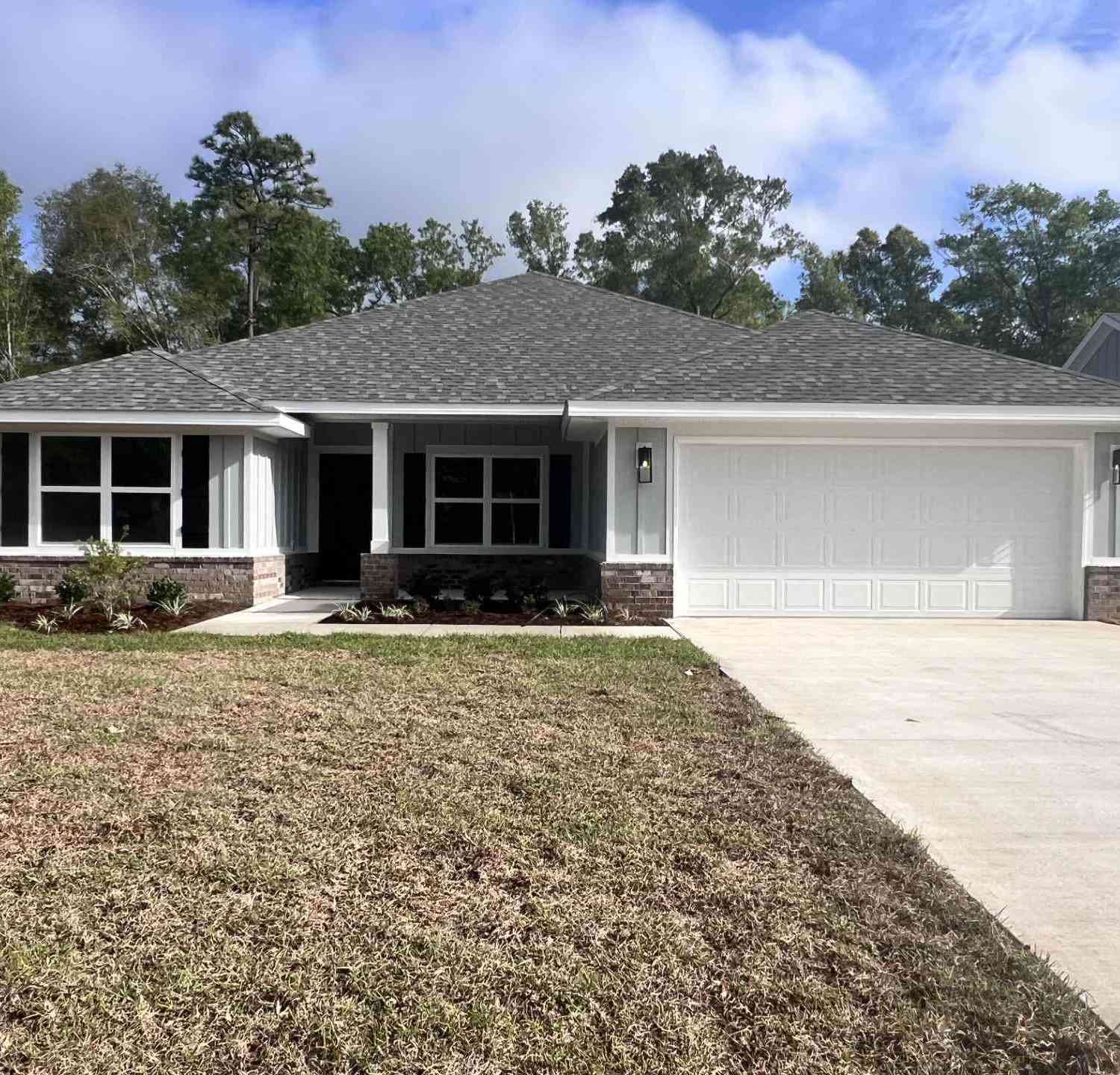 Homes For Sale - 5214 Muscadine Way<br/> Milton, FL 32570