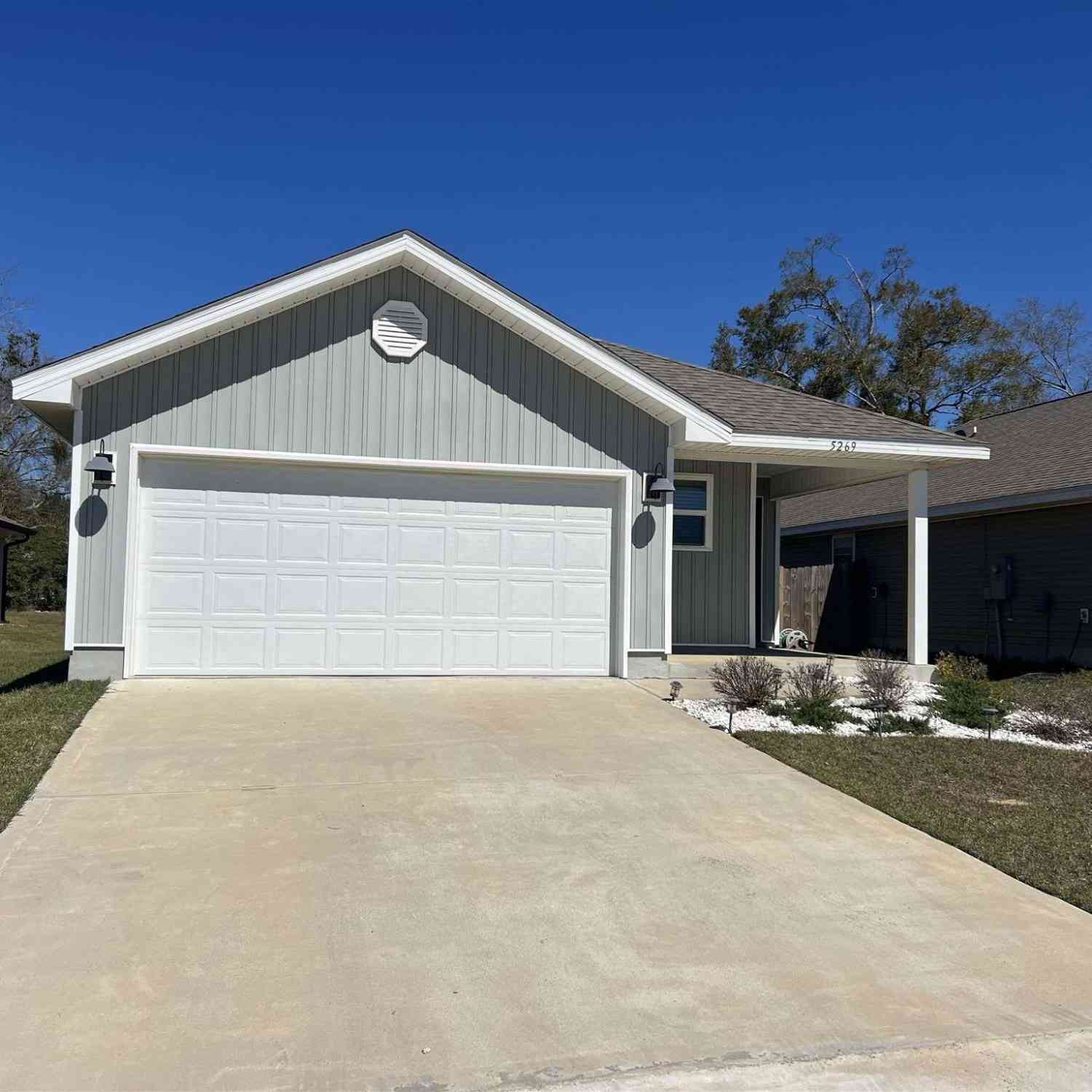 Condo For Rent - 5269 Peach Dr<br/> Pace, FL 32571