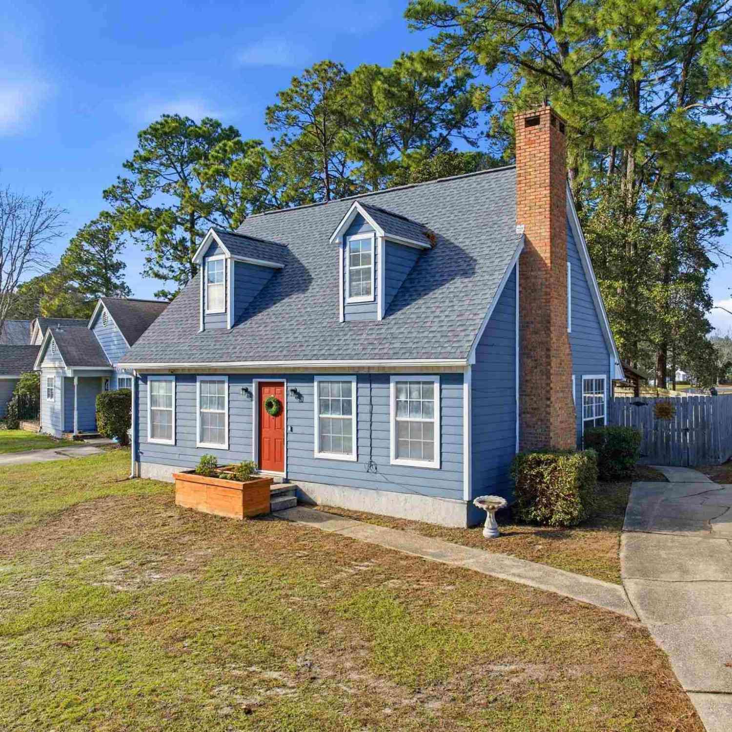 Homes For Sale - 2501 Georgetown Ln<br/> Ft Walton Beach, FL 32547