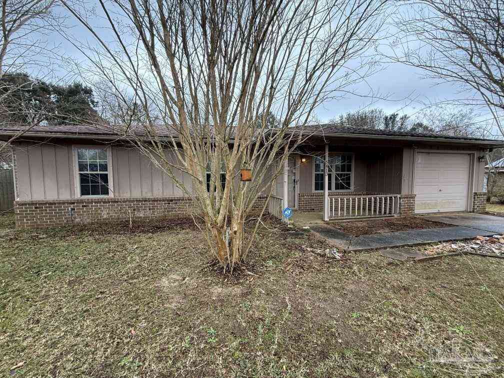 Homes For Sale - 6413 Meadow Field Cir<br/> Pensacola, FL 32526