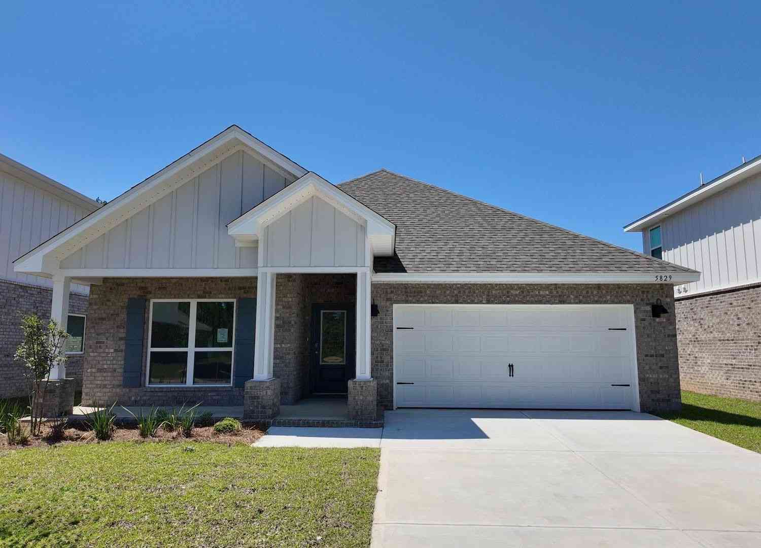 Homes For Sale - 5829 Dove Nest Rd<br/> Gulf Breeze, FL 32563