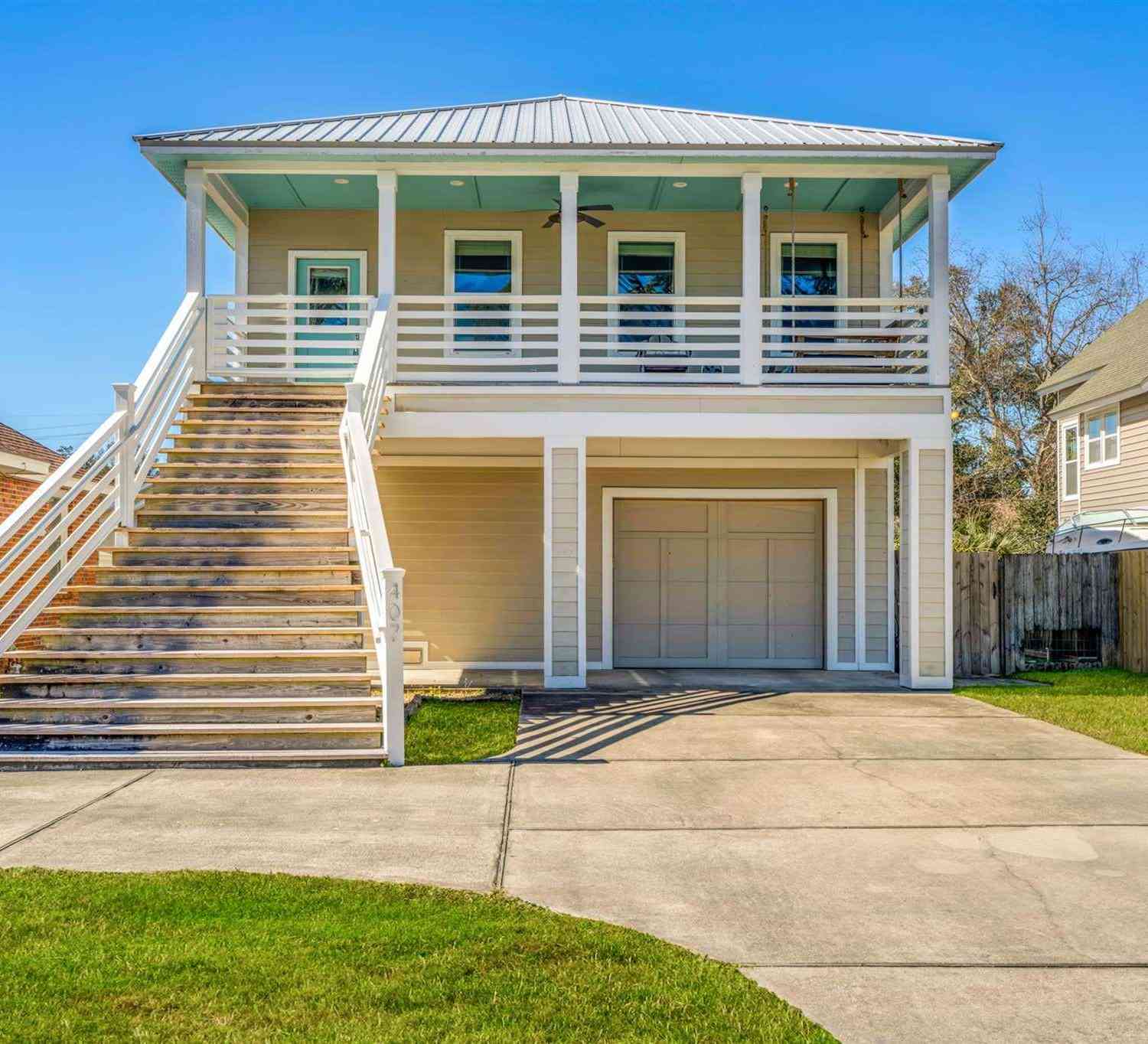 Homes For Sale - 407 S 2nd St<br/> Pensacola, FL 32507