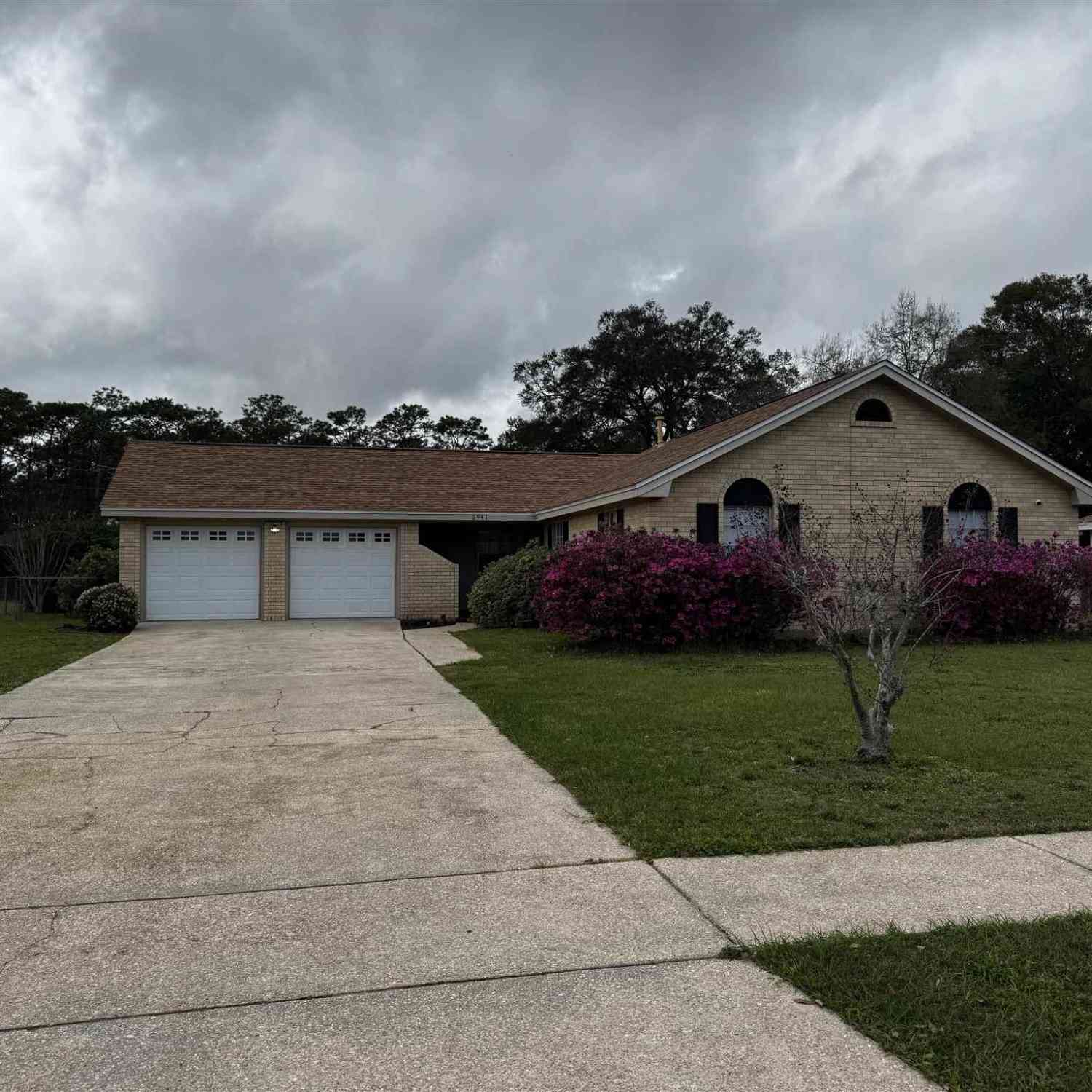 Homes For Rent - 5941 Leesway Blvd<br/> Pensacola, FL 32504