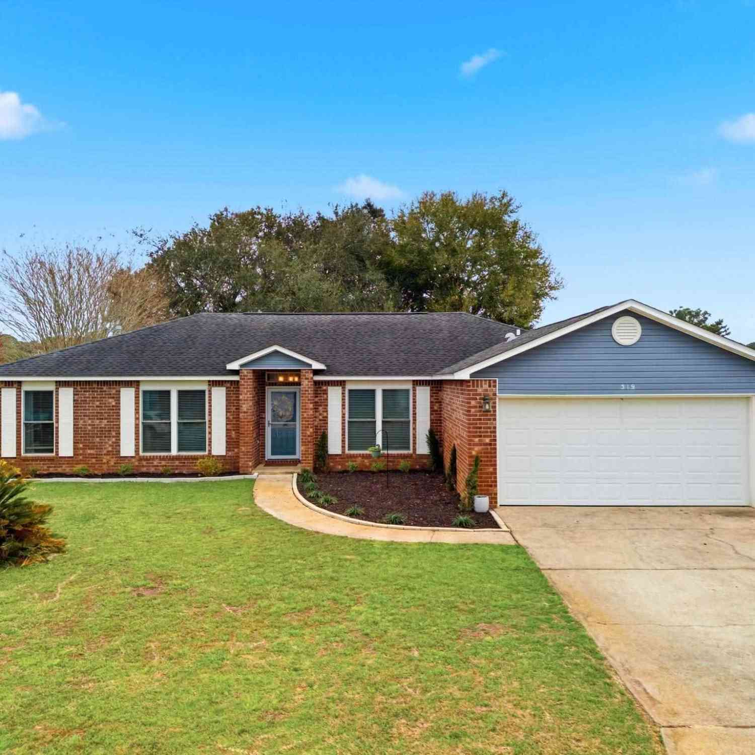 Homes For Sale - 519 Batten Blvd<br/> Pensacola, FL 32507
