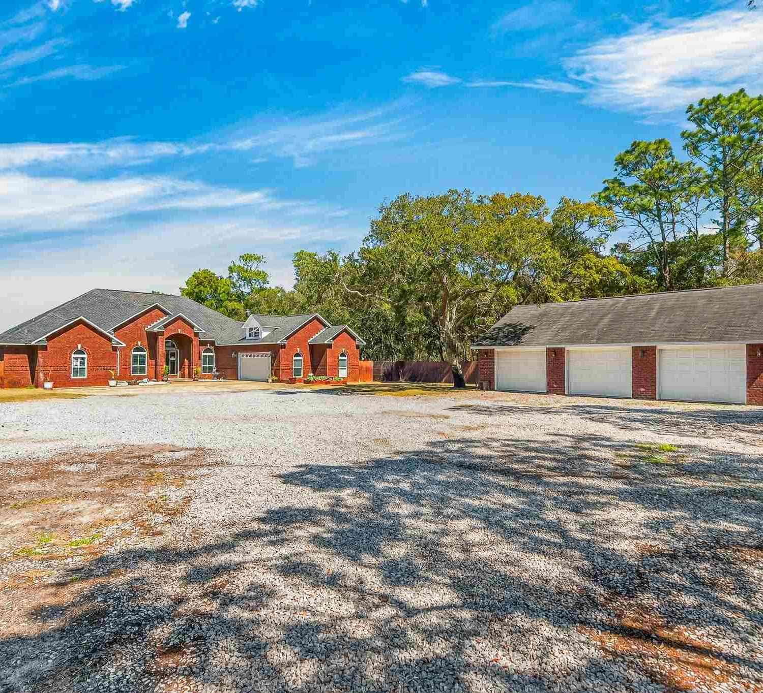 Homes For Sale - 2930 Fenceline Rd<br/> Pensacola, FL 32507