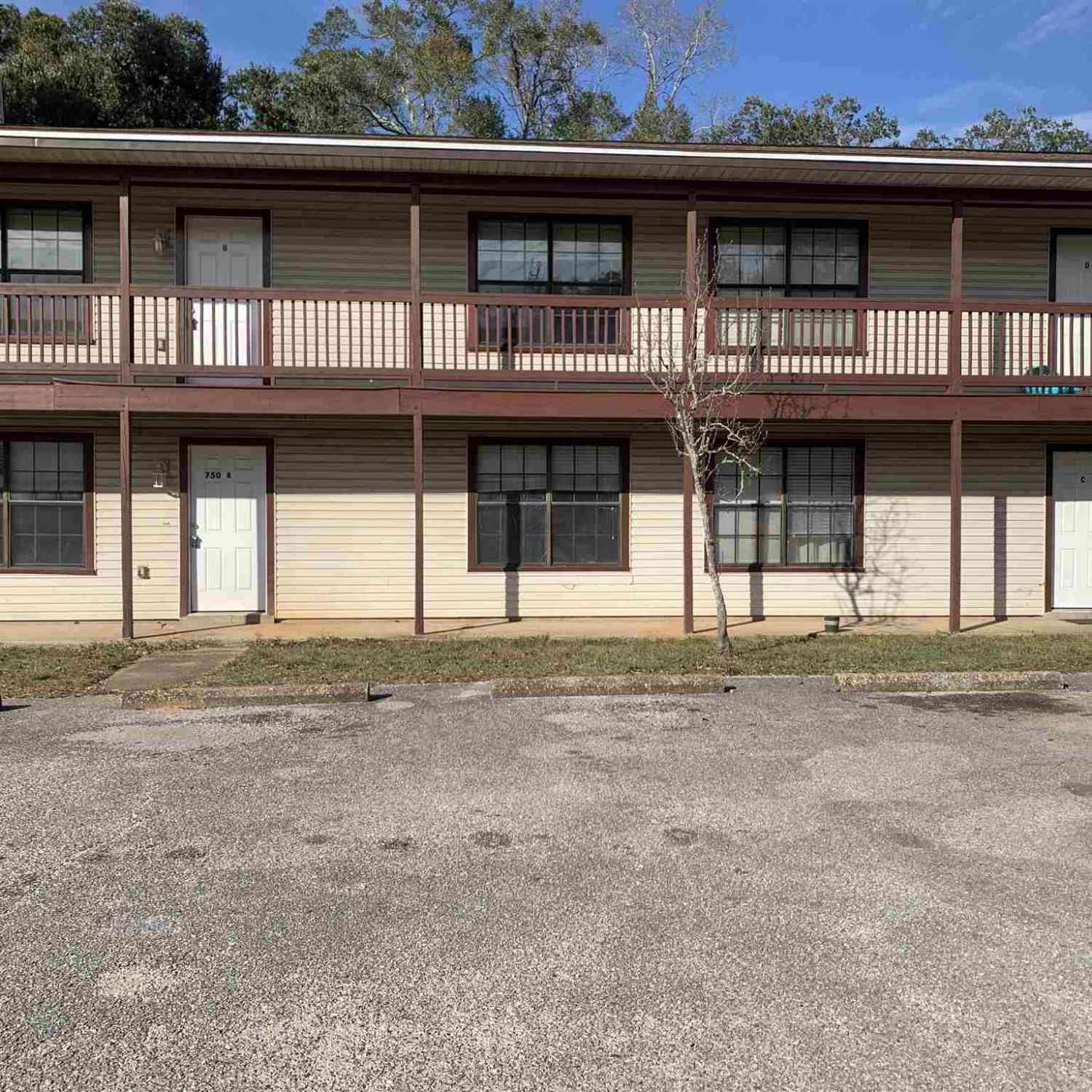 Apartment For Sale - 750 Tumbleweed Trl<br/> Pensacola, FL 32534
