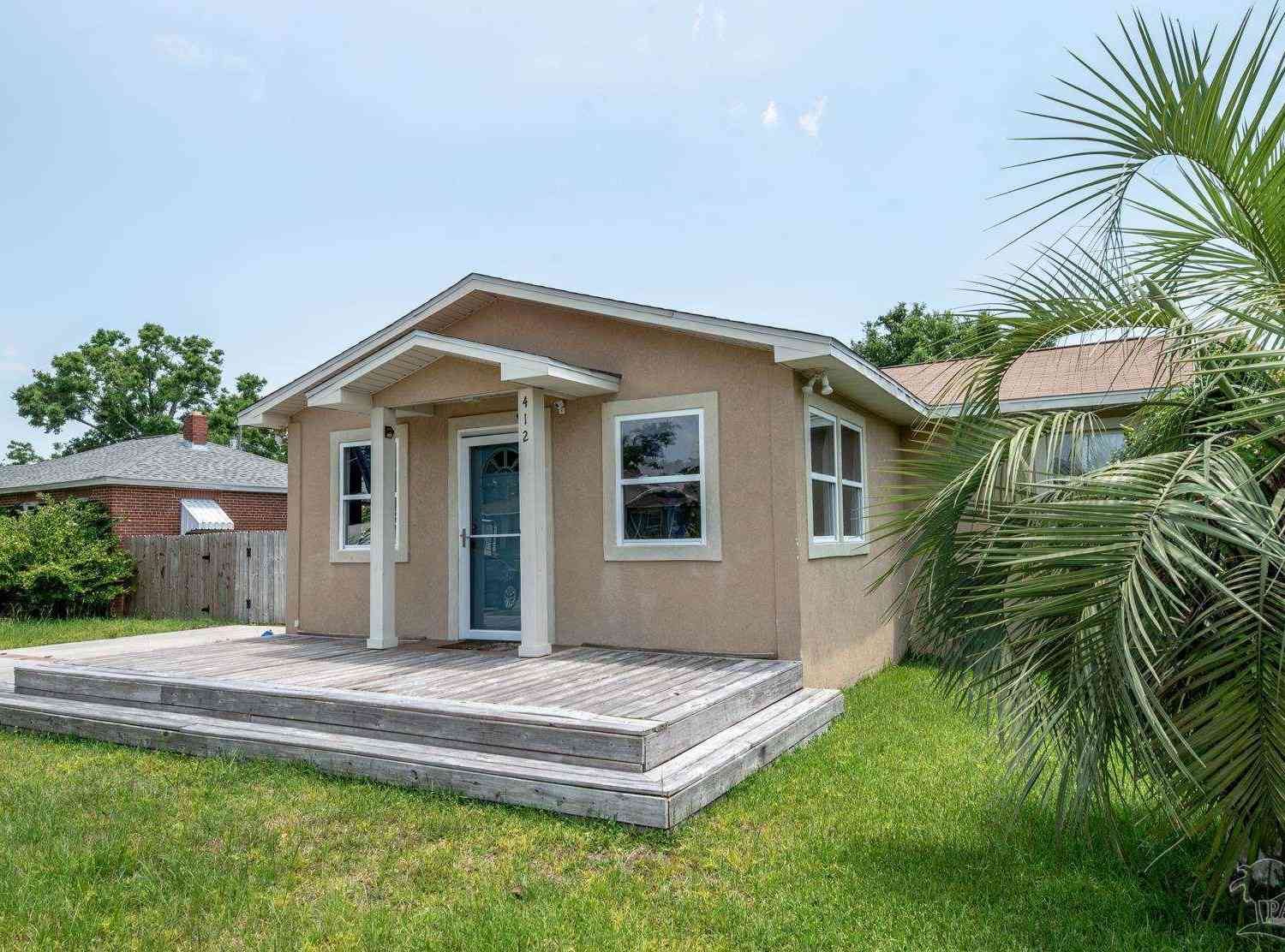 Homes For Rent - 412 Labree Rd<br/> Pensacola, FL 32507
