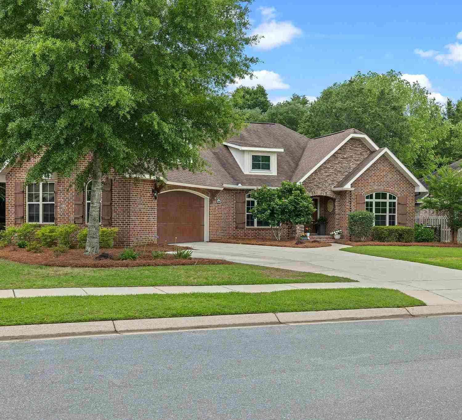 Homes For Sale - 5849 Dahoon Dr<br/> Pensacola, FL 32526