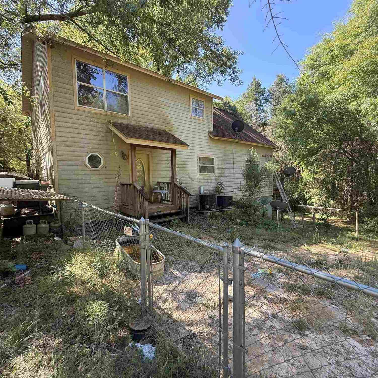 Homes For Sale - 9543 Quiet Creek Rd<br/> Milton, FL 32570