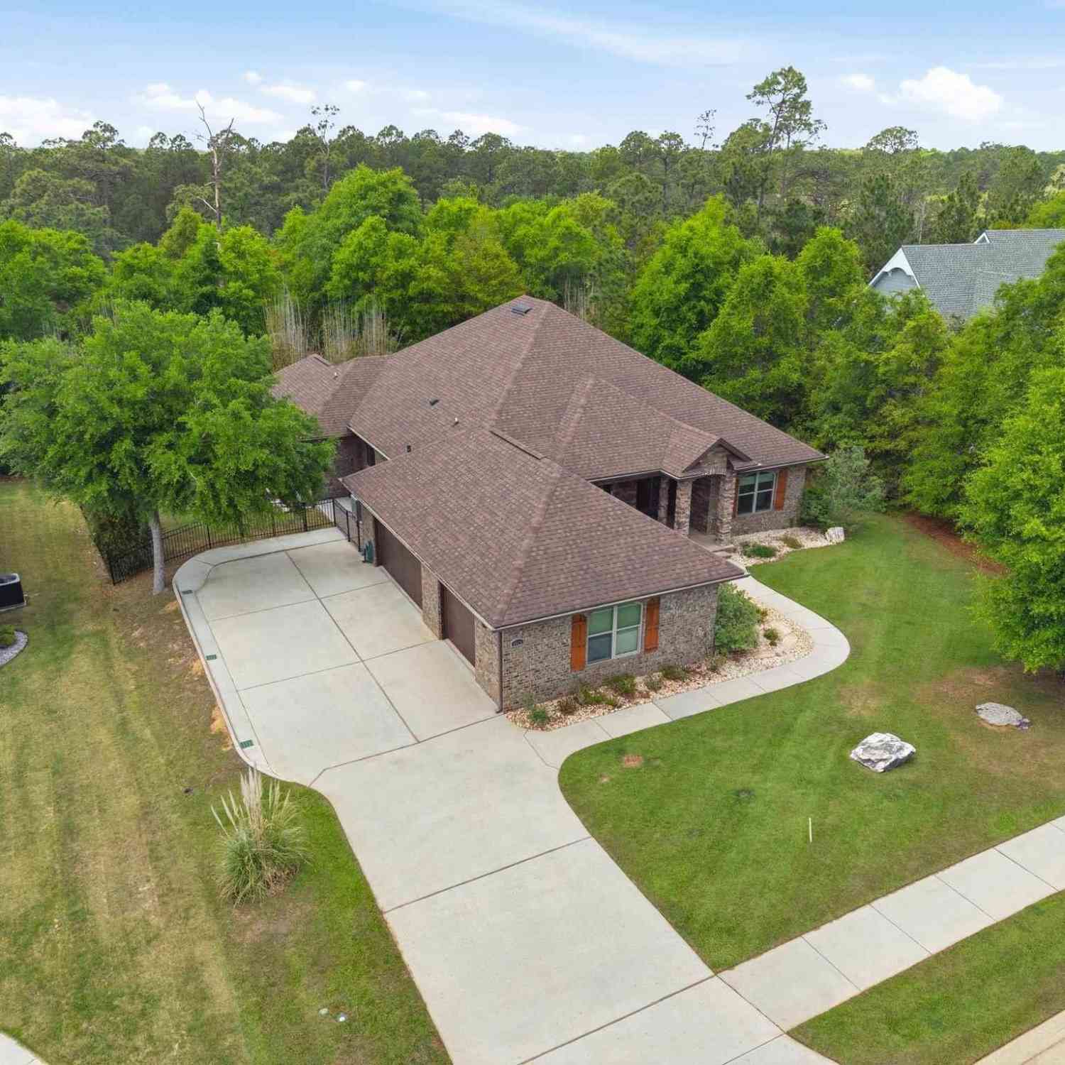 Homes For Sale - 8629 Foxtail Loop<br/> Pensacola, FL 32526