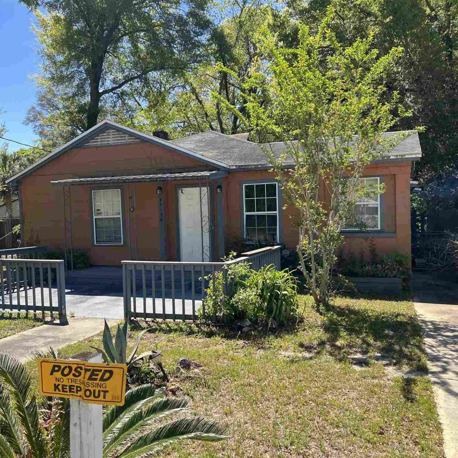 Homes For Sale - 4919 W Jackson St<br/> Pensacola, FL 32506