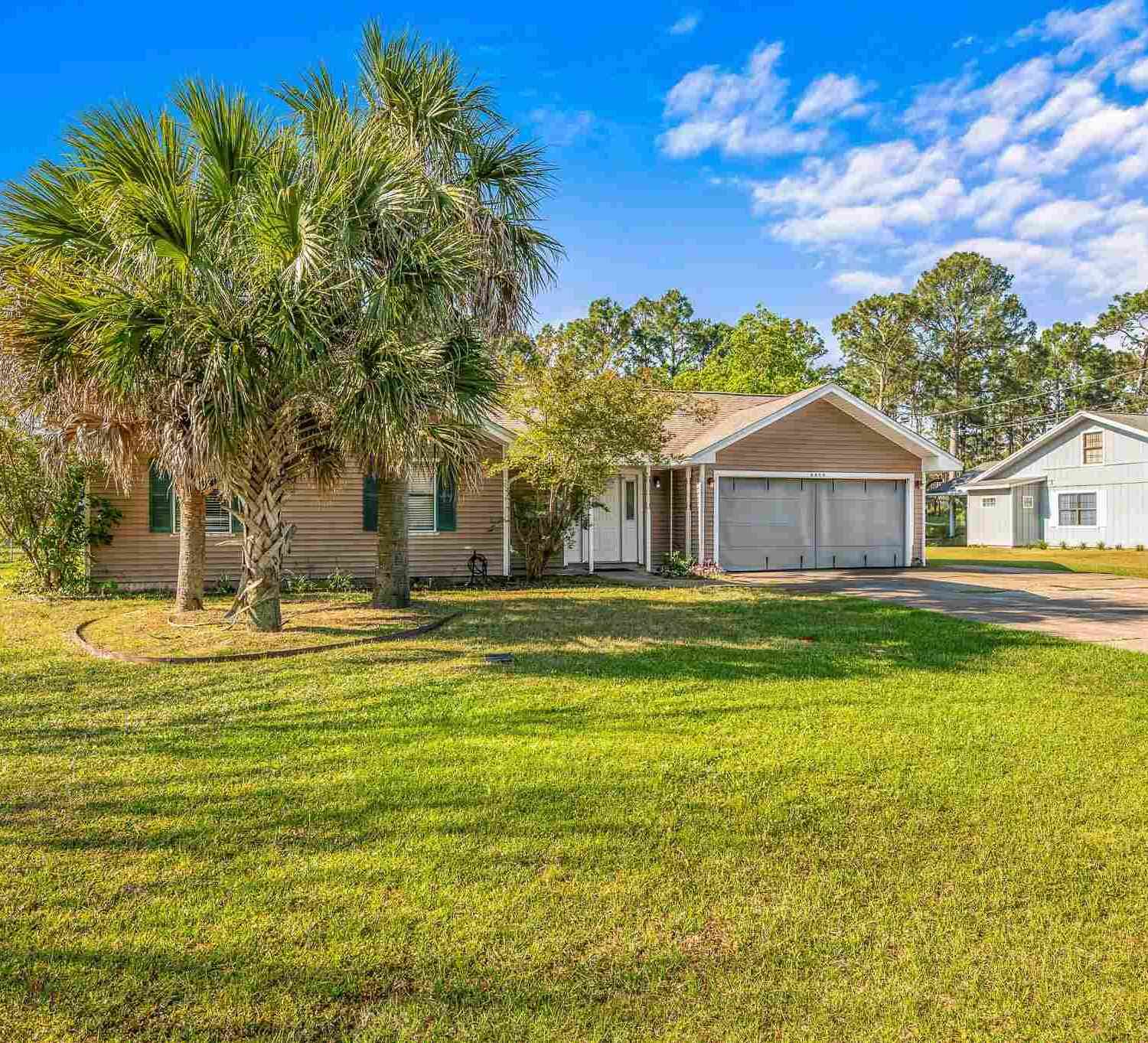 Homes For Sale - 6859 Liberty St<br/> Navarre, FL 32566