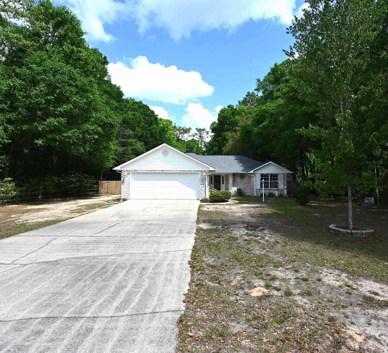 Homes For Sale - 6000 Osage Trl<br/> Milton, FL 32570