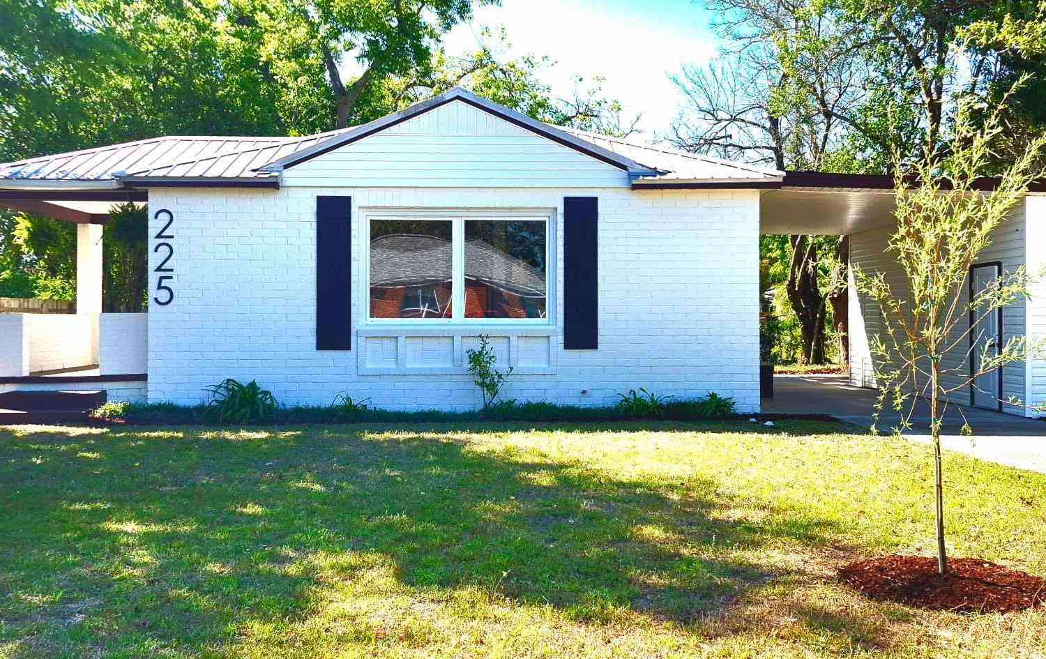 Homes For Sale - 225 Bryant Rd<br/> Pensacola, FL 32507