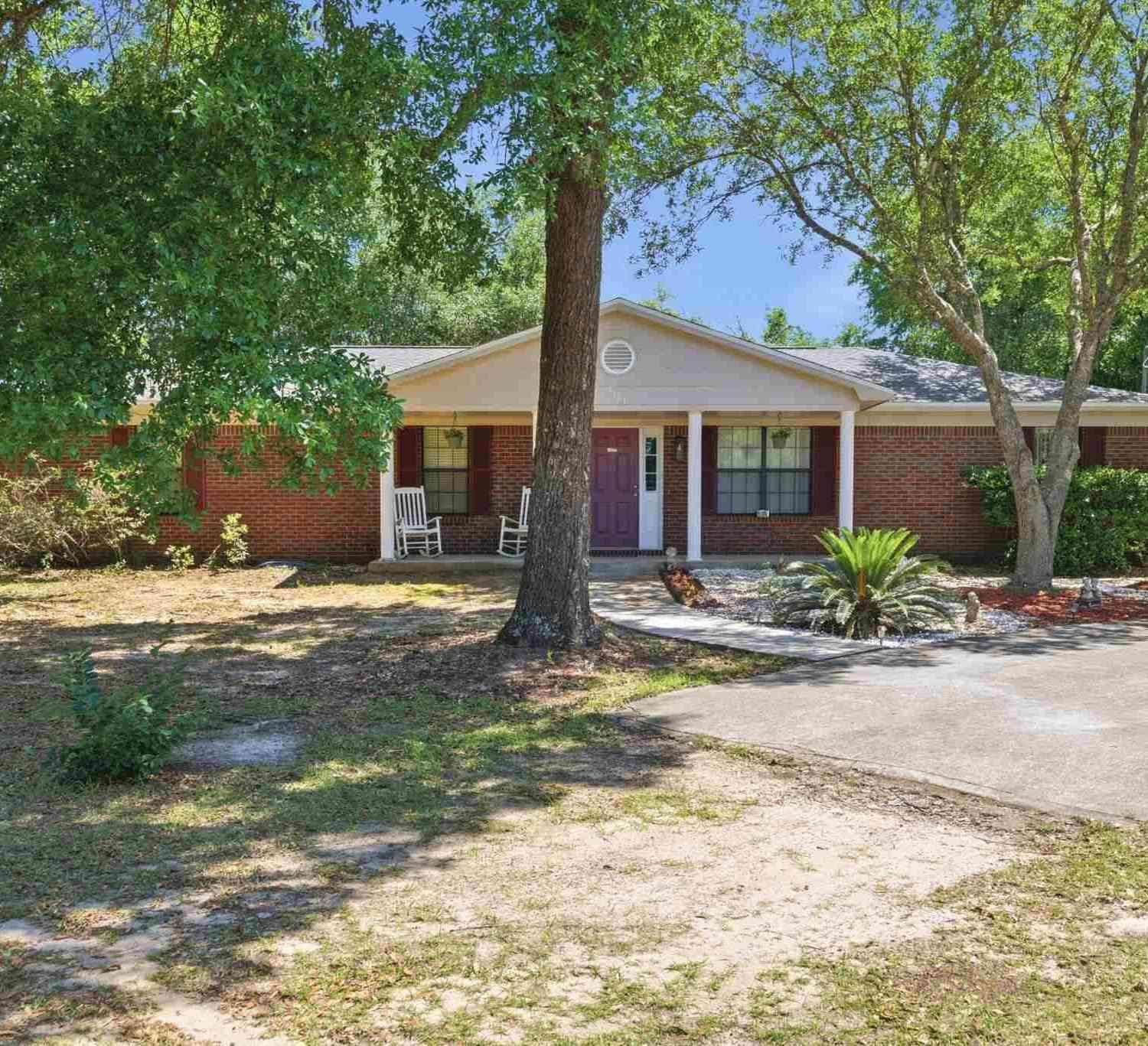 Homes For Sale - 5121 Keyser Mill Rd<br/> Baker, FL 32531