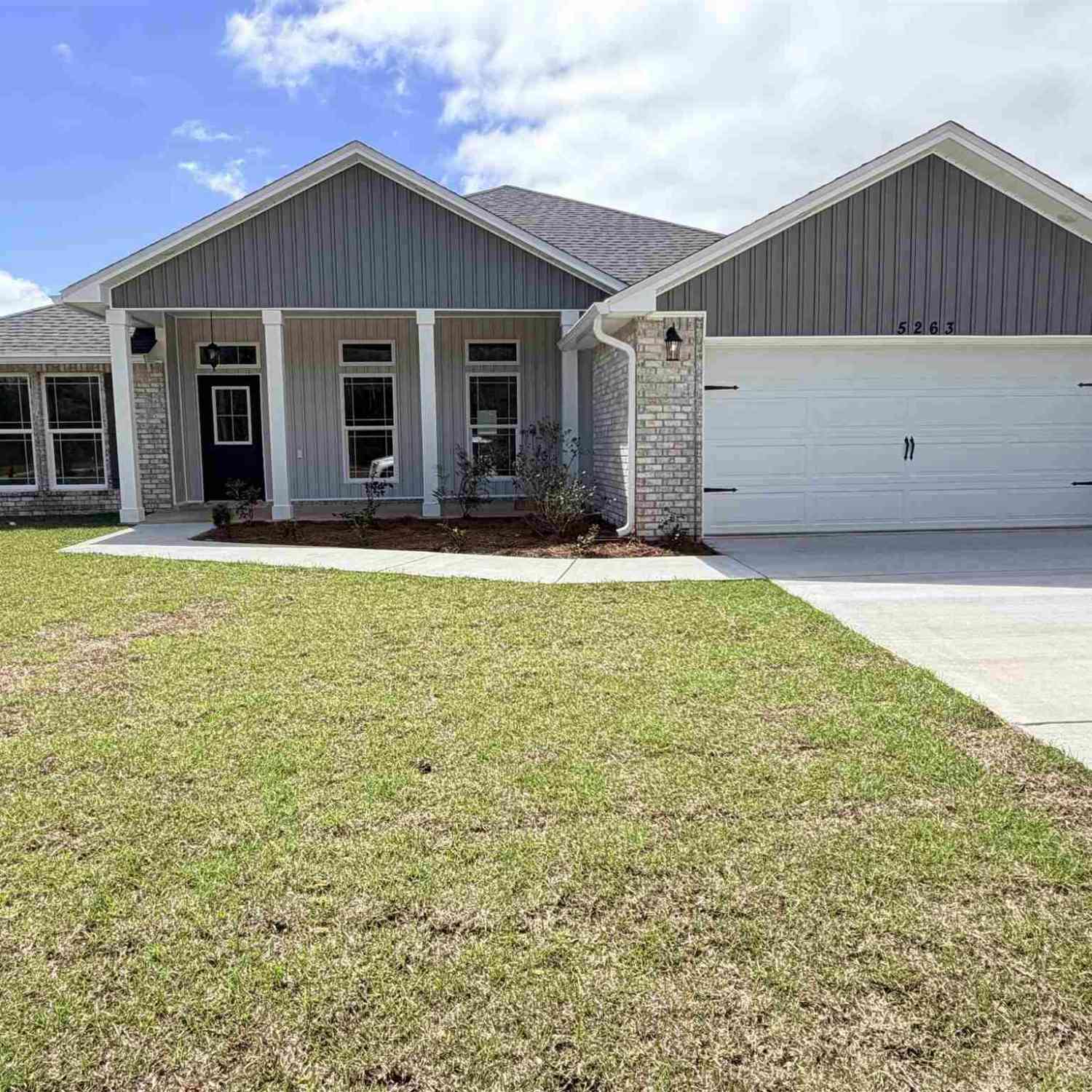 Homes For Sale - 5207 Barnett Rd<br/> Pace, FL 32571