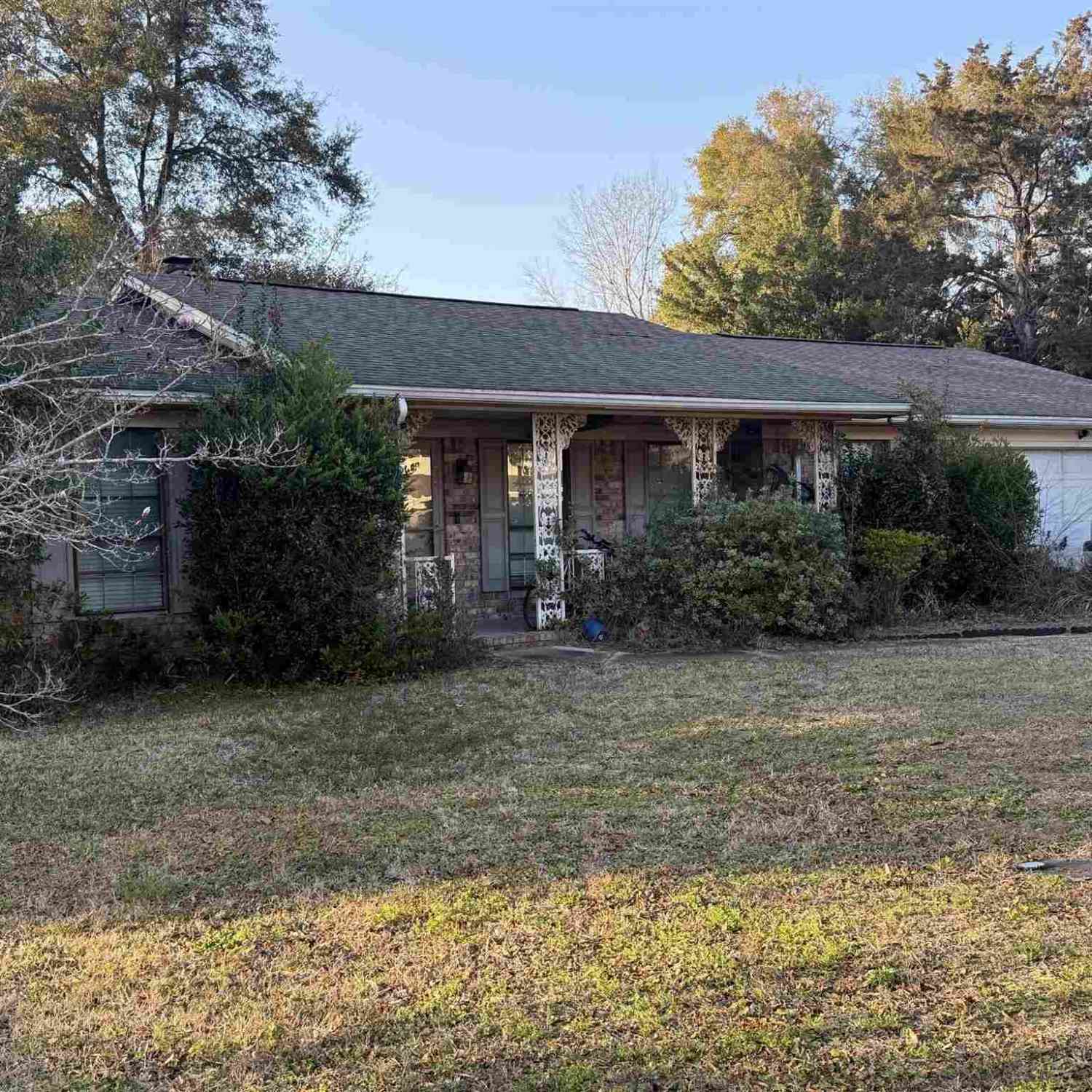 Homes For Sale - 3565 Tyler Ave<br/> Pensacola, FL 32503