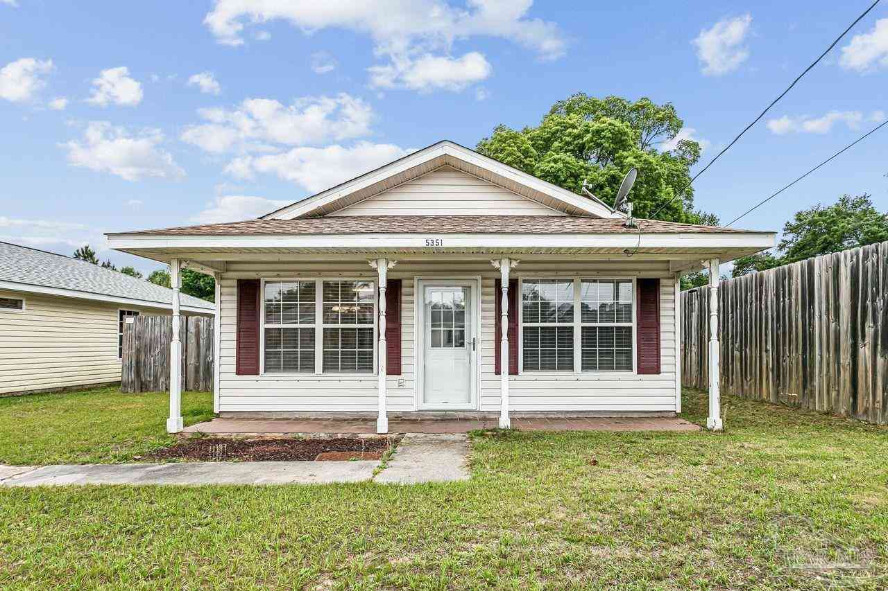 Homes For Sale - 5351 Arrowhead Rd<br/> Pensacola, FL 32507