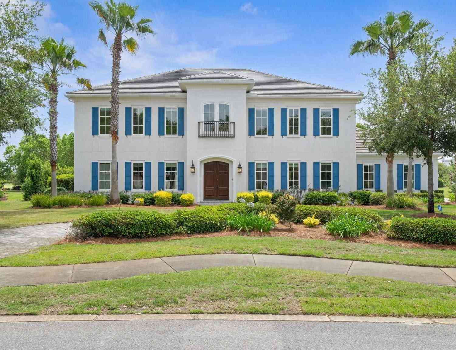 Homes For Sale - 6302 Augusta Cv<br/> Destin, FL 32541