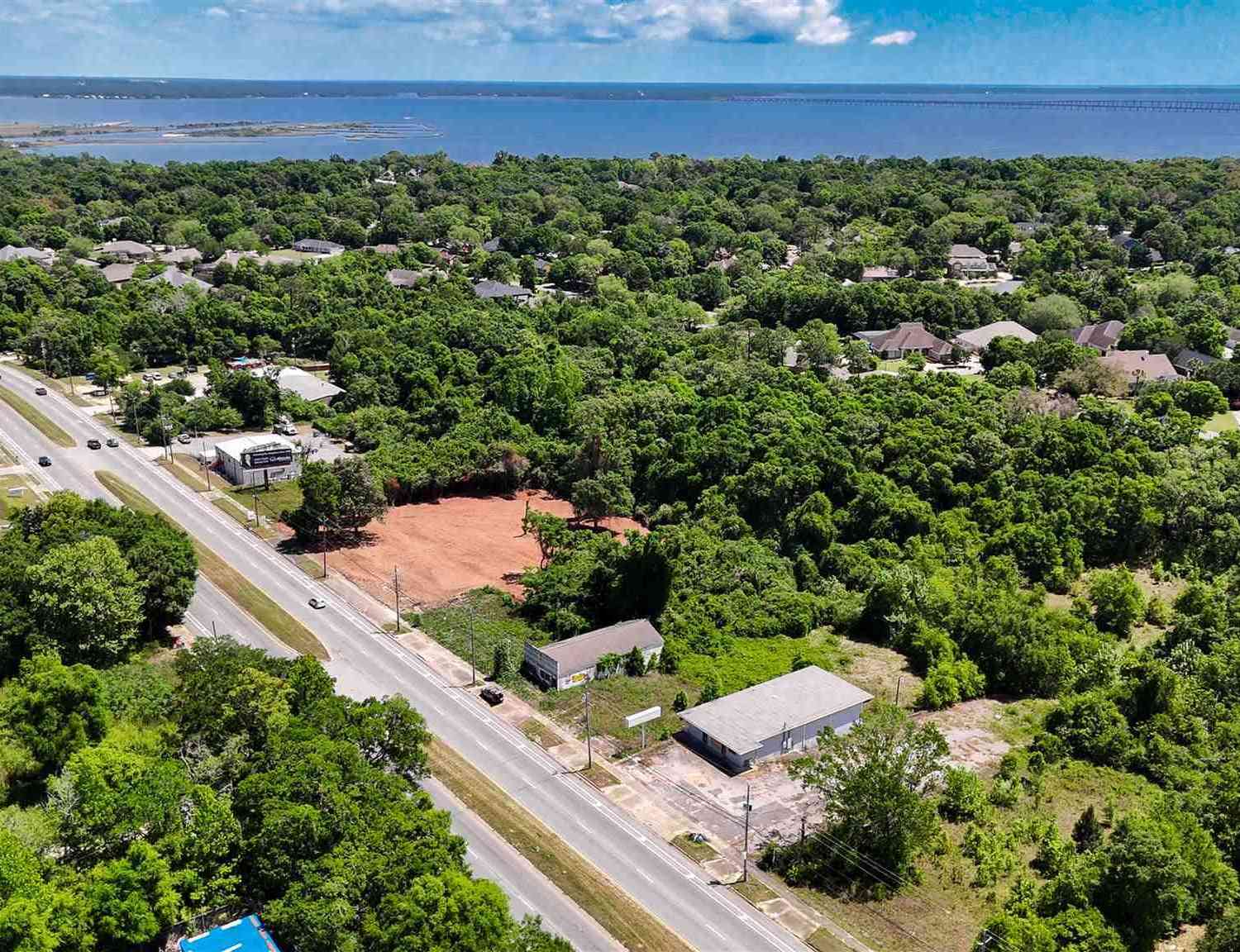 Vacant Land For Sale - 9820 N Davis Hwy<br/> Pensacola, FL 32514