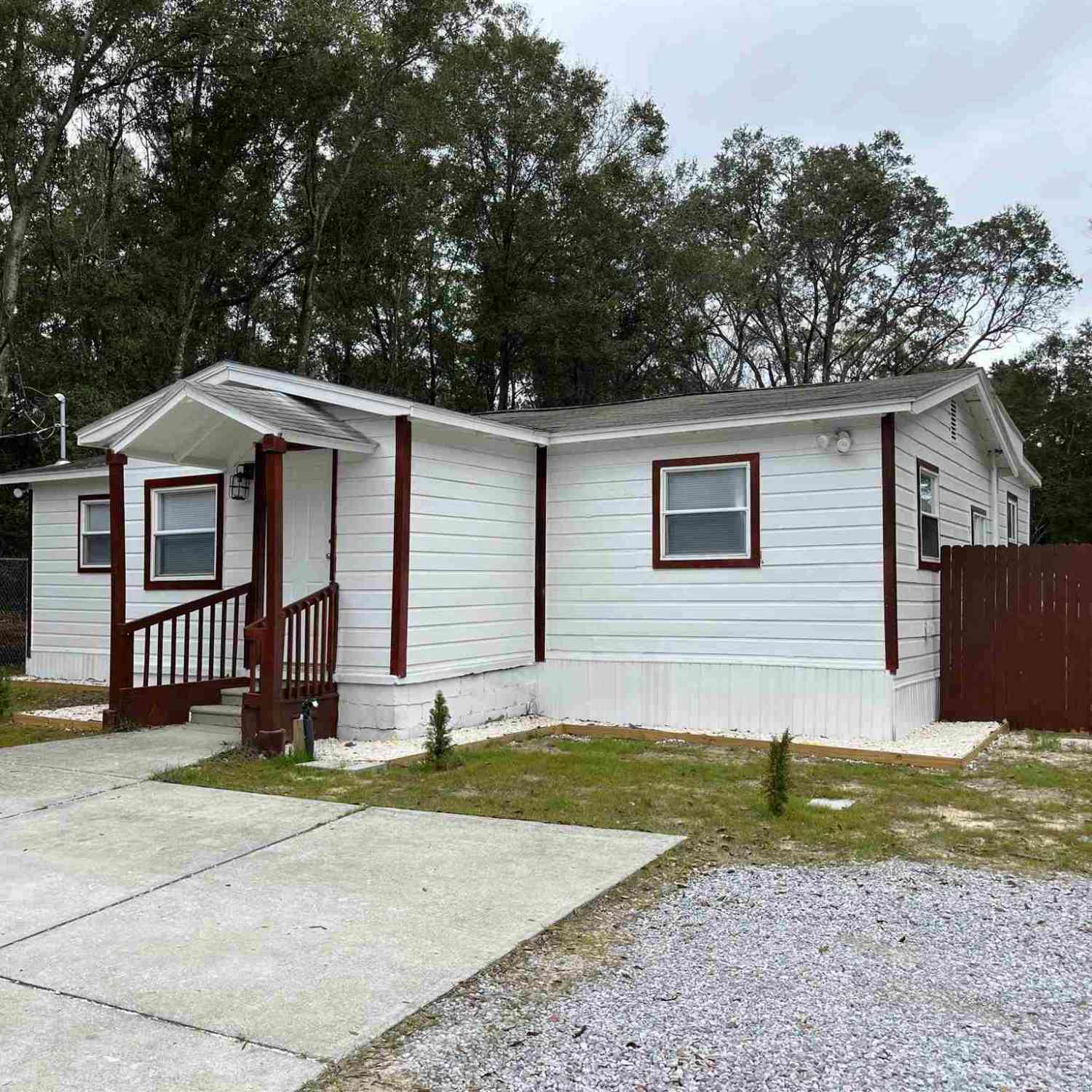 Homes For Rent - 1472 Wingfoot Way<br/> Pensacola, FL 32505