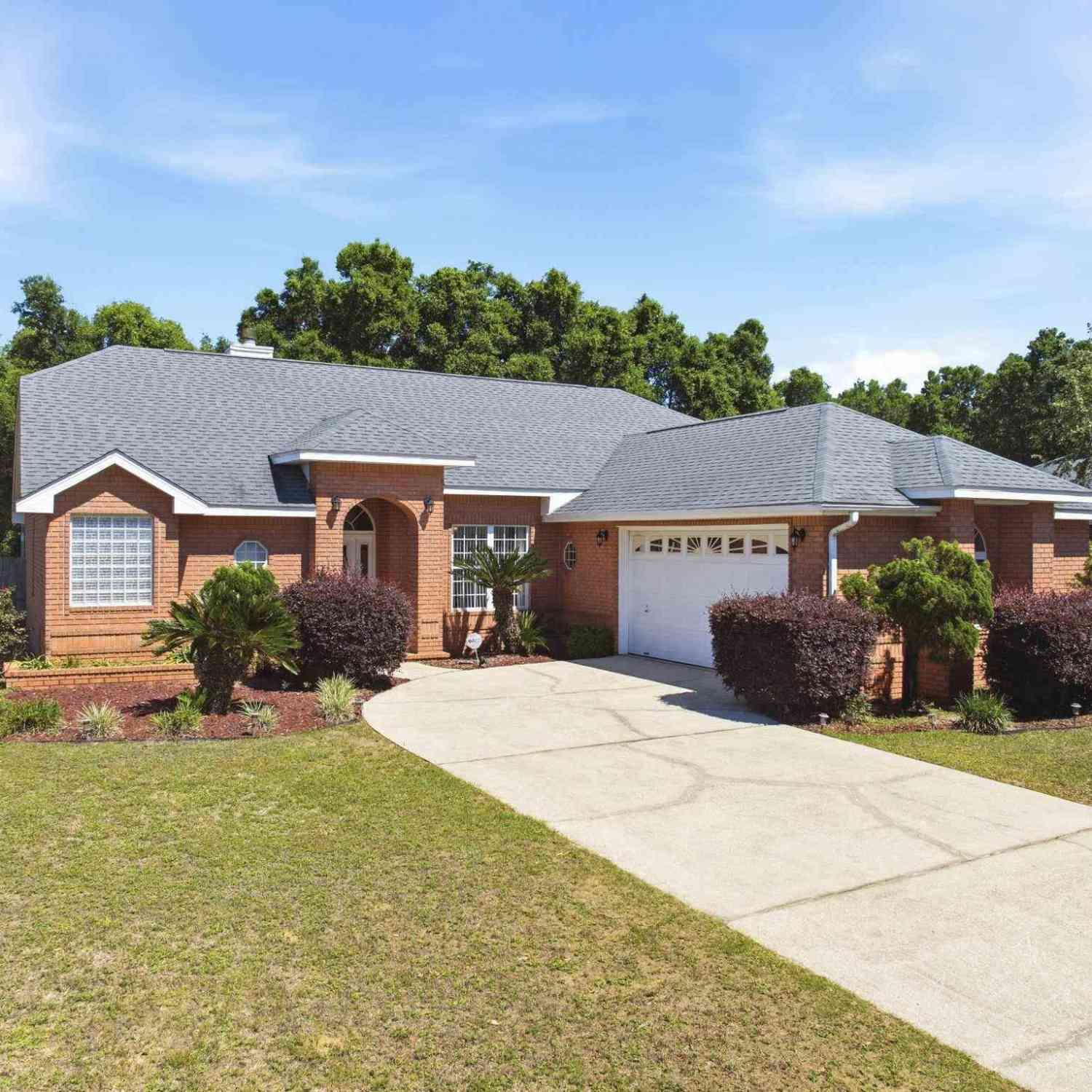 Homes For Sale - 9348 Bell Ridge Dr<br/> Pensacola, FL 32526