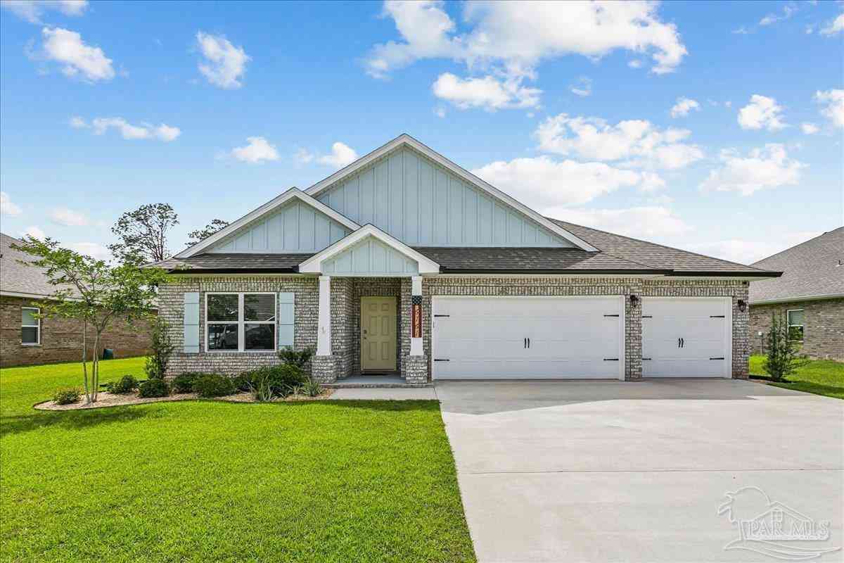 Homes For Sale - 6161 Carson Dr<br/> Milton, FL 32570