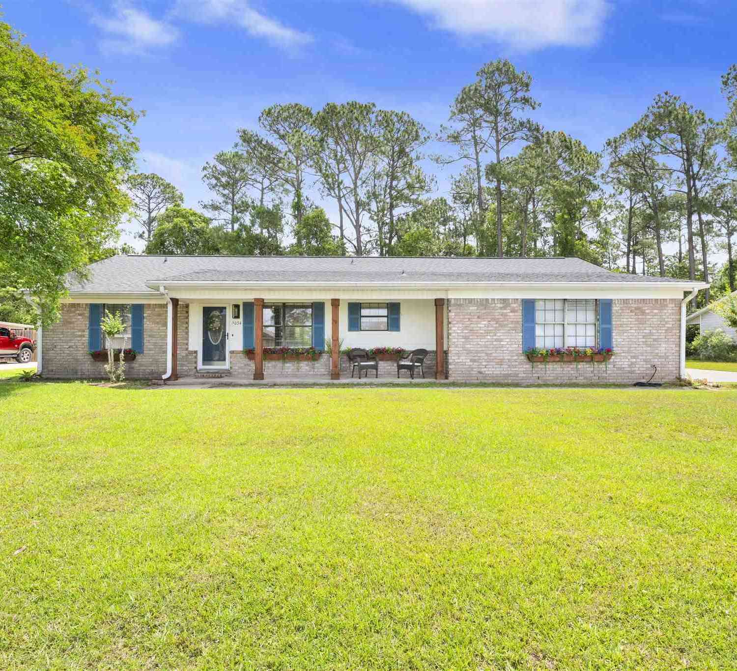 Homes For Sale - 5034 Shoshone Dr<br/> Pensacola, FL 32507