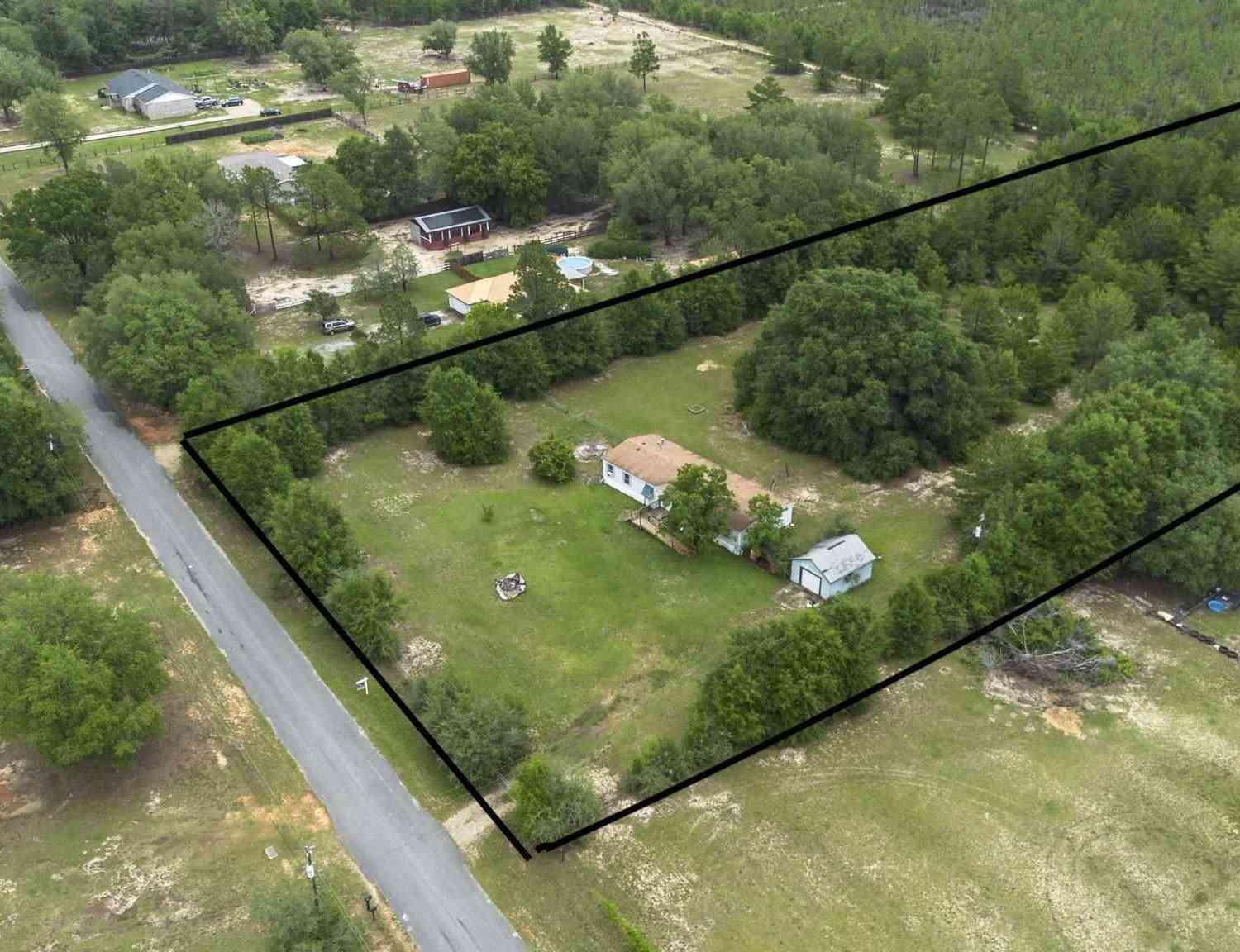 Homes For Sale - 5208 Green Springs Dr<br/> Milton, FL 32583