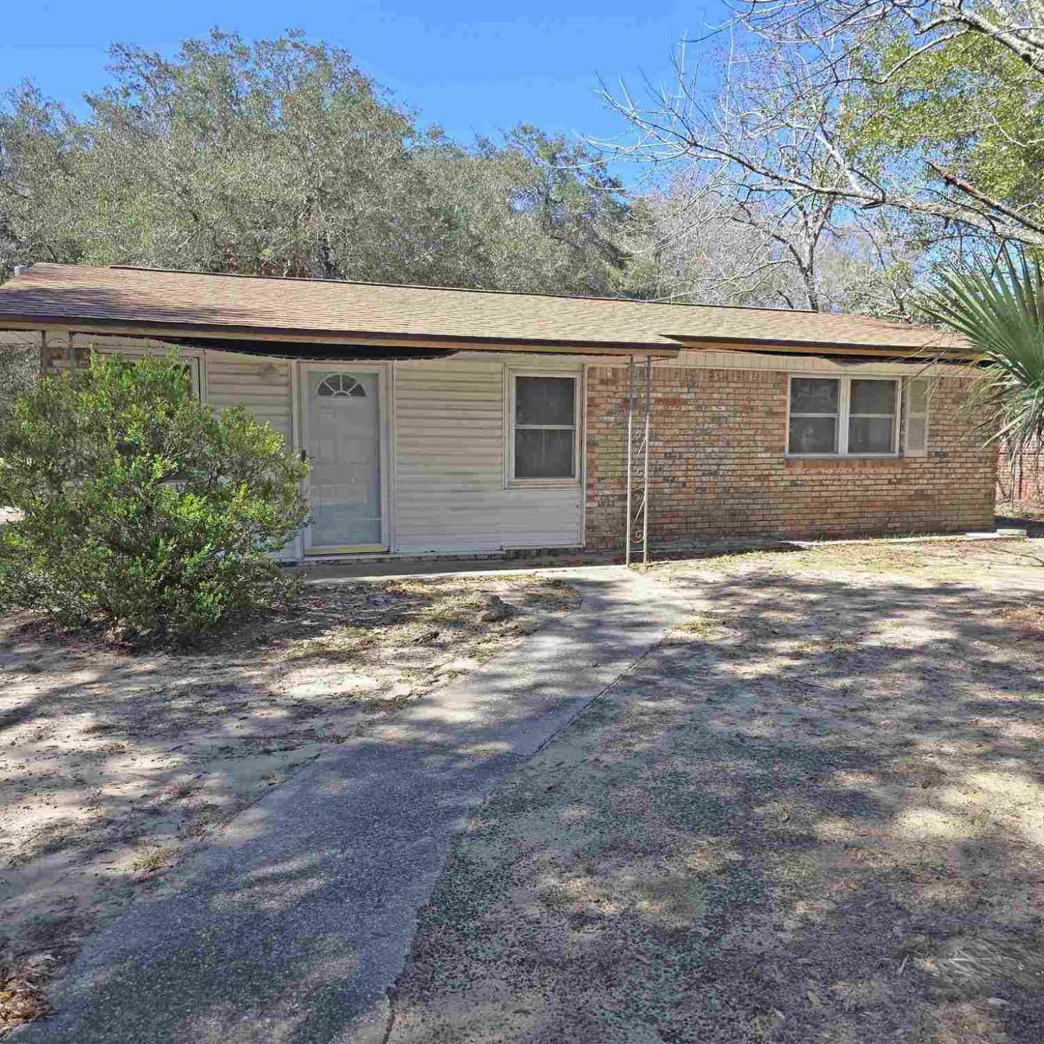 Homes For Sale - 7100 Windsor Oak Dr<br/> Pensacola, FL 32526